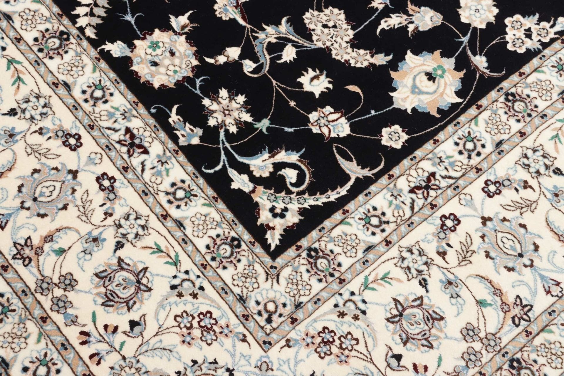 Nain Perserteppich 206 × 306 cm aus Wolle, handgeknüpft