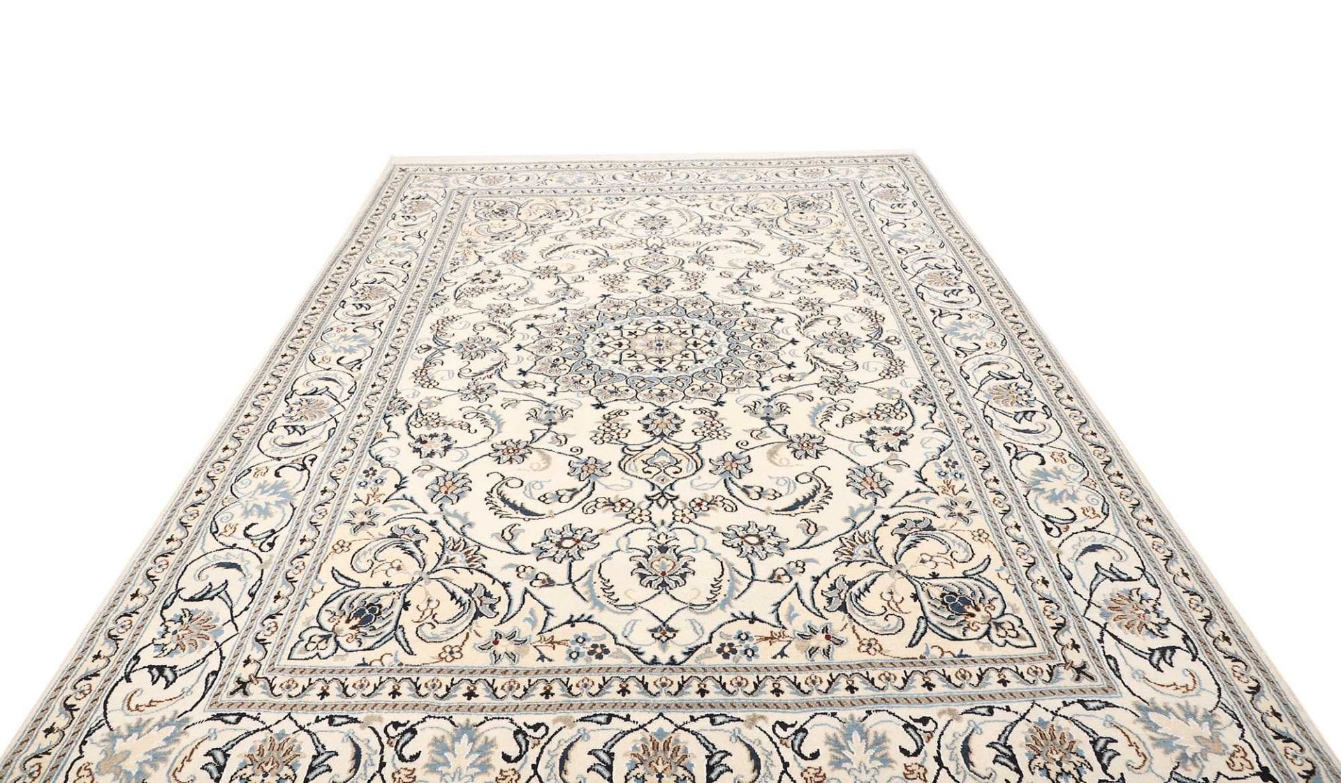Handgeknüpfter Nain Perserteppich 208 × 305 cm