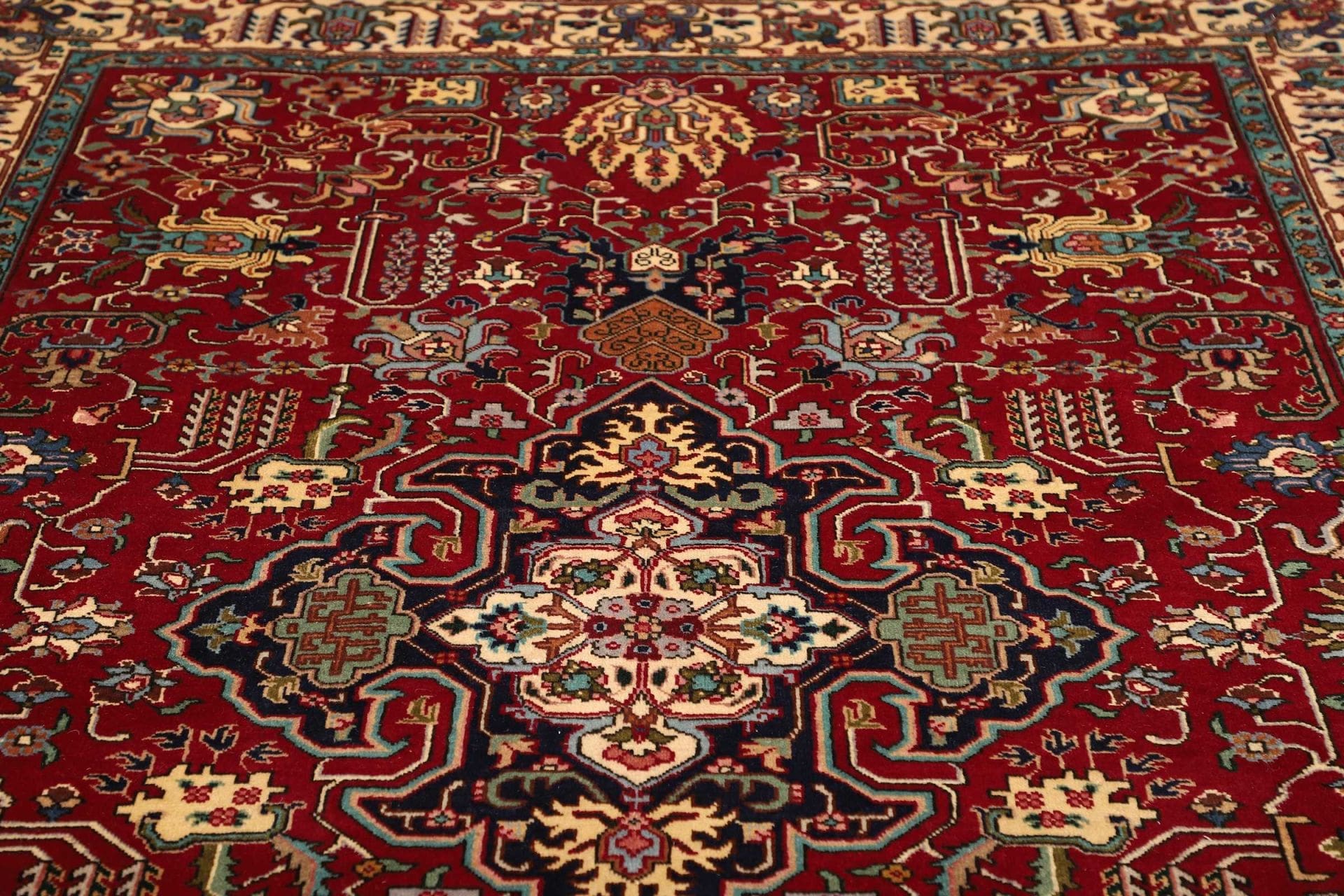 Handgeknüpfter Täbriz Perserteppich, 196 × 286 cm, Wolle