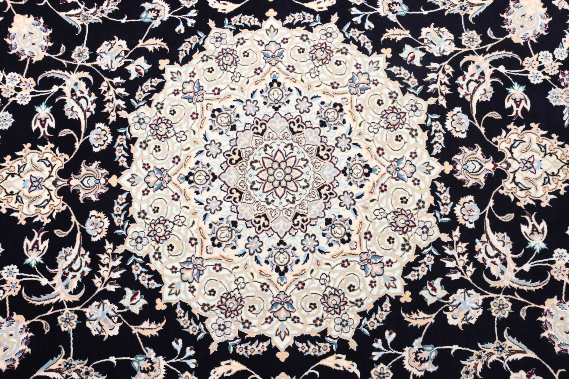 Nain Perserteppich 215 × 314 cm aus Wolle, handgeknüpft