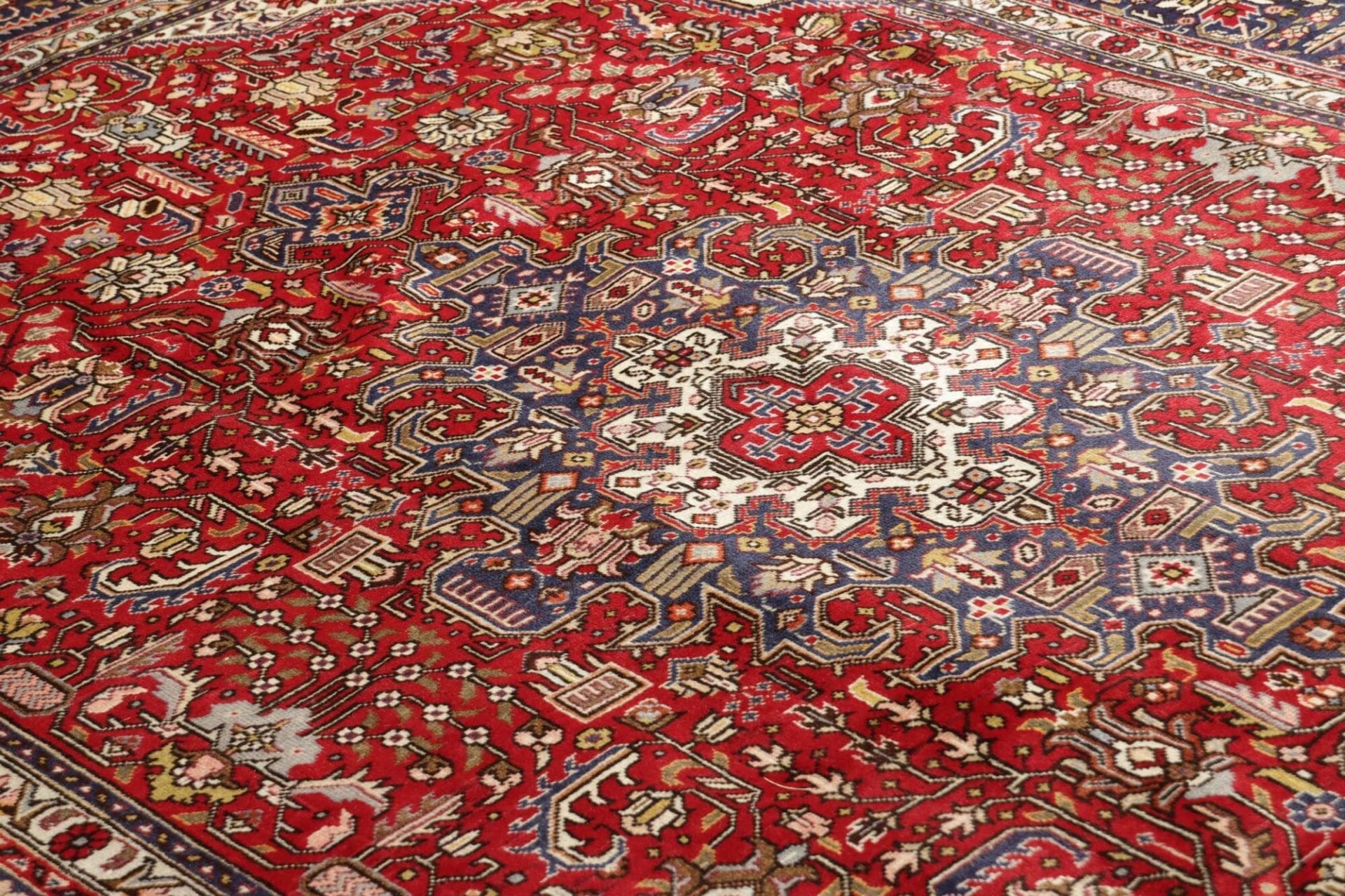 Täbriz Perserteppich aus Iran, 206 × 295 cm