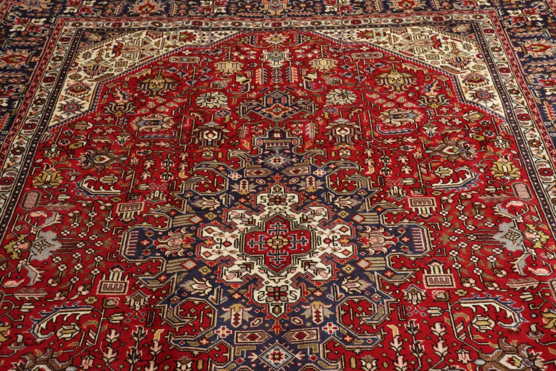 Täbriz Perserteppich aus Iran, 206 × 295 cm