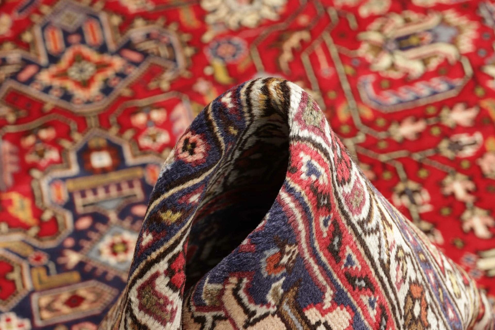 Täbriz Perserteppich aus Iran, 206 × 295 cm