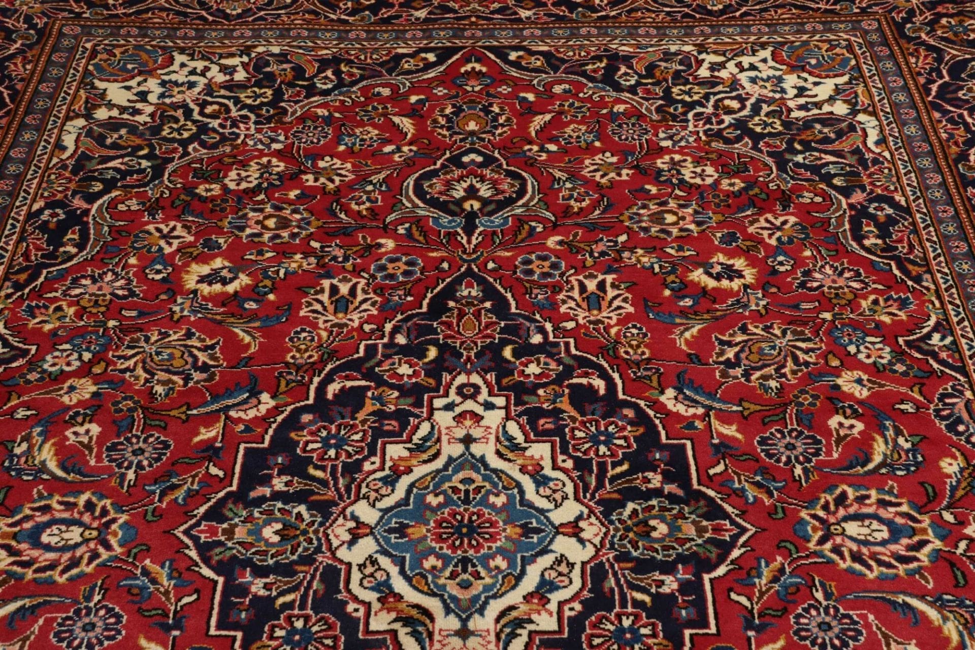 Handgeknüpfter Kashan Perserteppich 199 × 313 cm