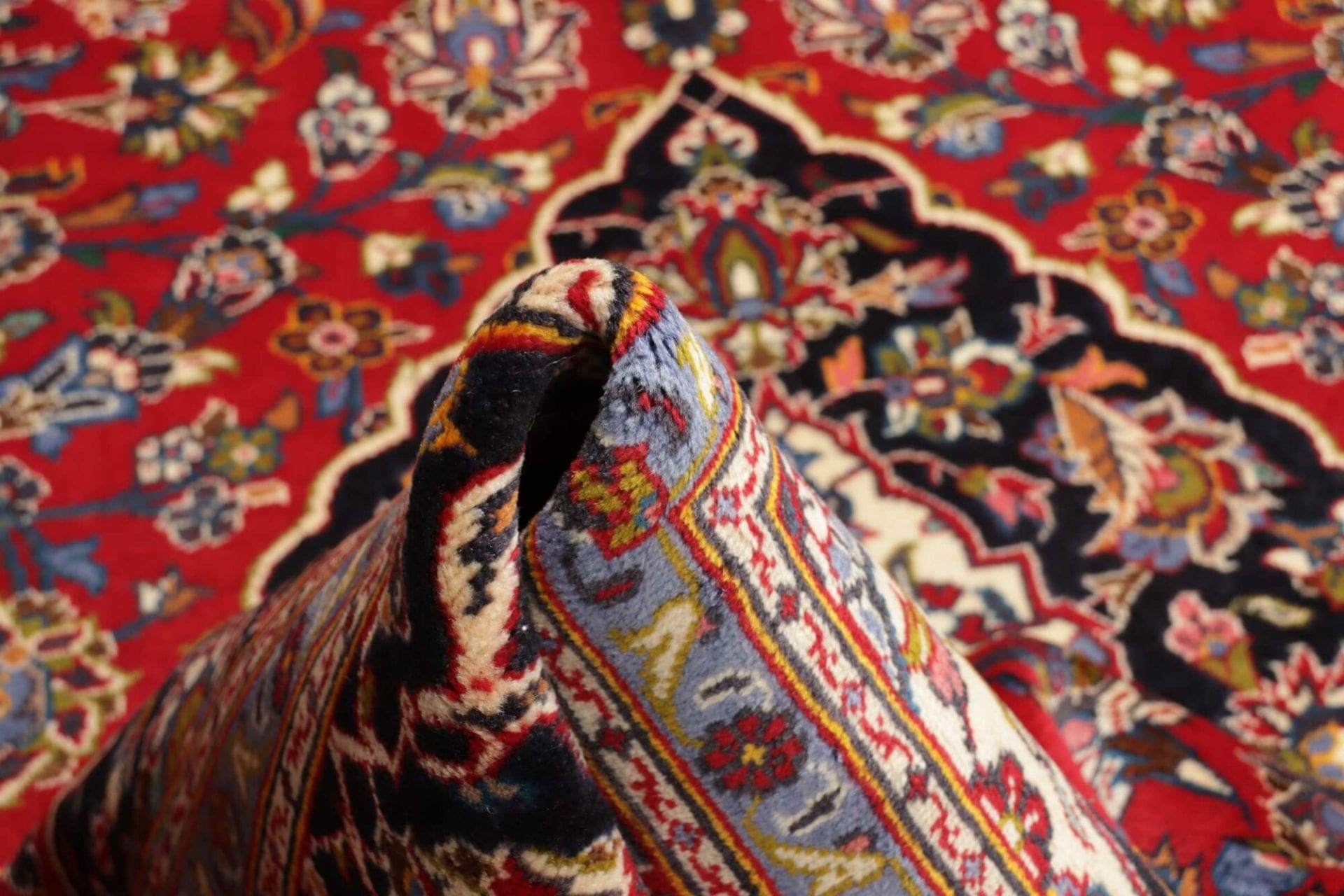 Handgeknüpfter Kashan Perserteppich 199 × 313 cm