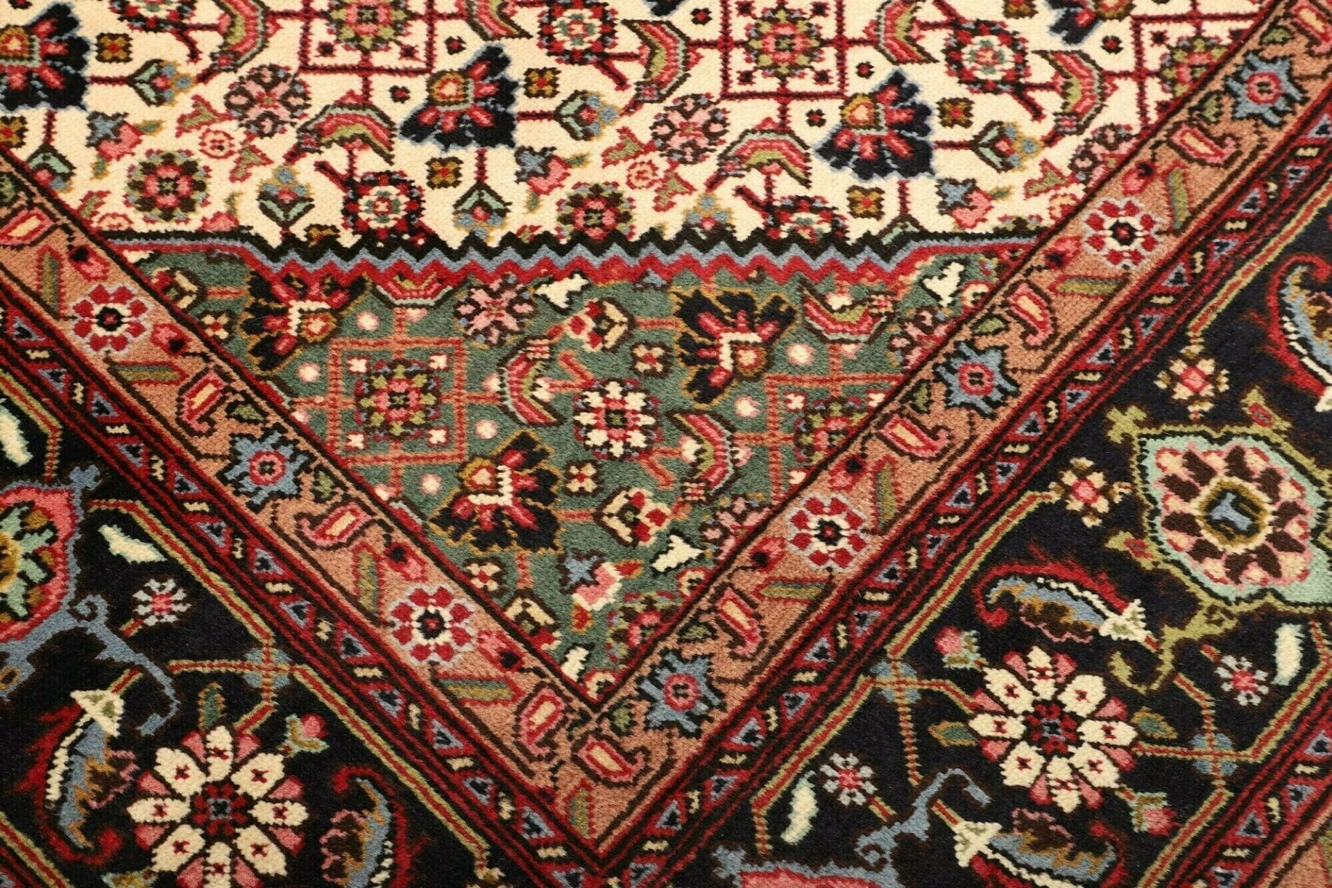 Handgeknüpfter Täbriz Perserteppich 203 × 308 cm