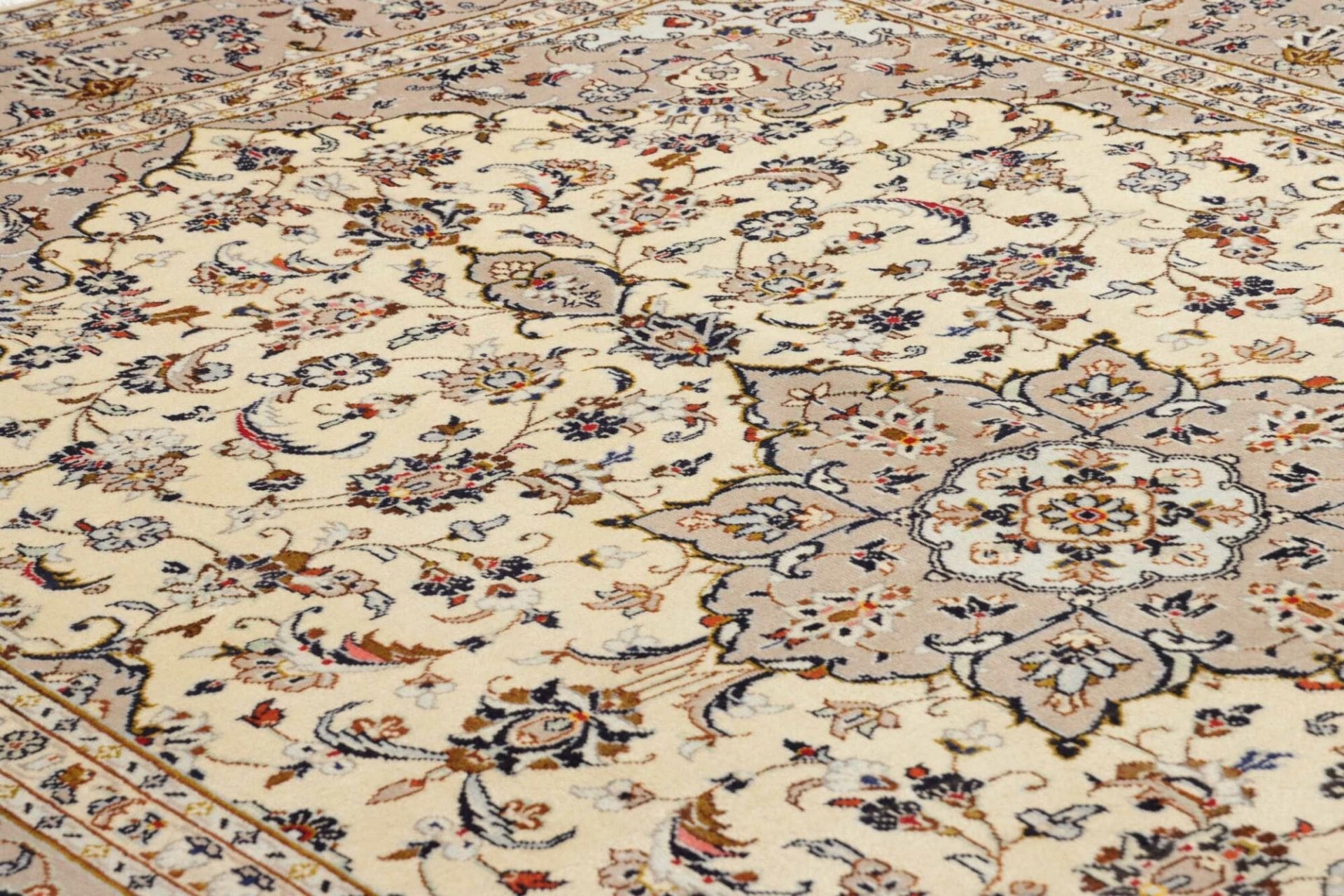 Handgeknüpfter Kashan Perserteppich, 199 × 292 cm, Wolle