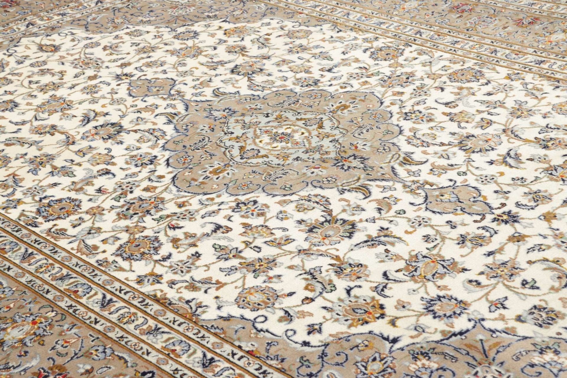 Kashan Perserteppich 210 × 300 cm aus Wolle, handgeknüpft