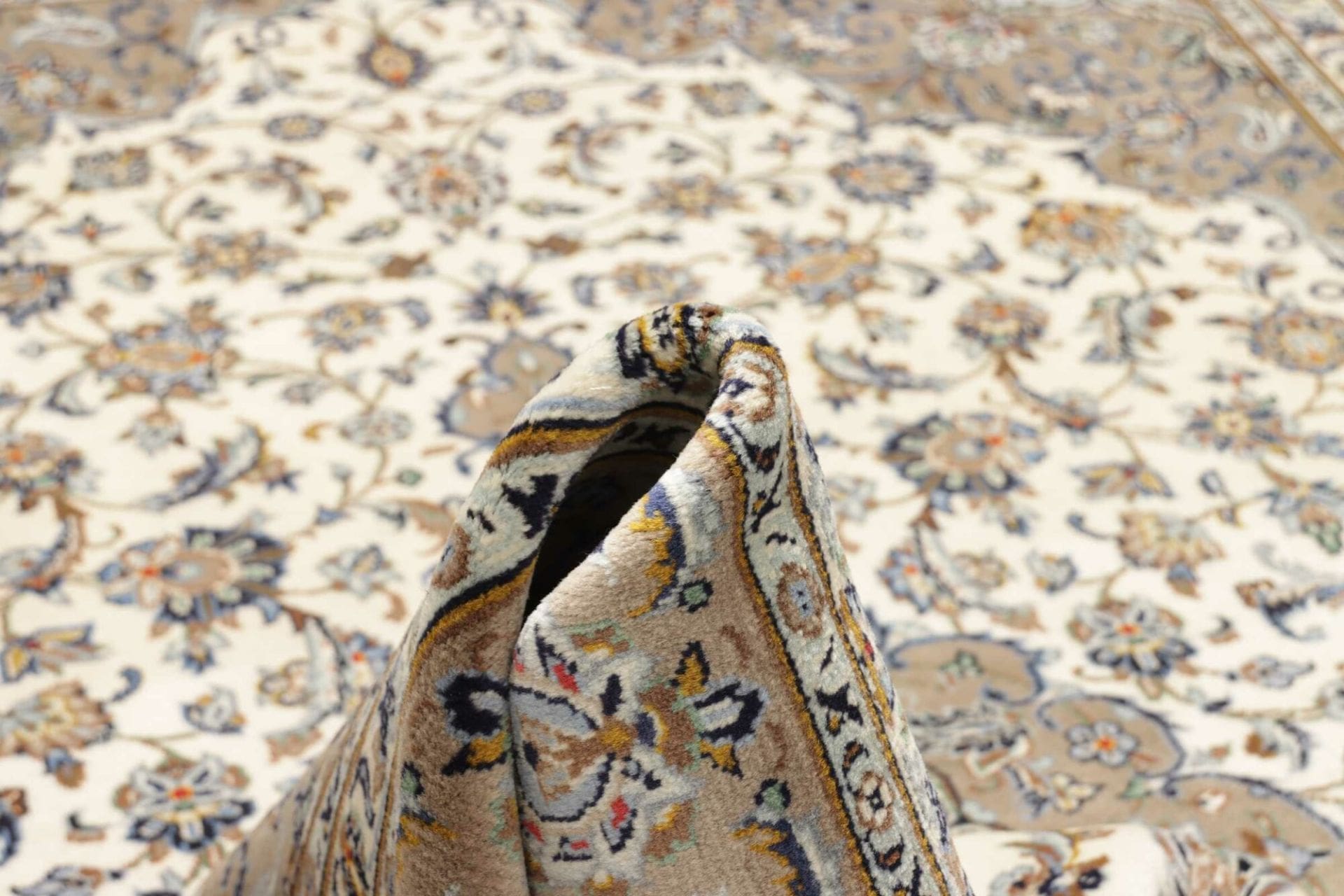 Kashan Perserteppich 210 × 300 cm aus Wolle, handgeknüpft