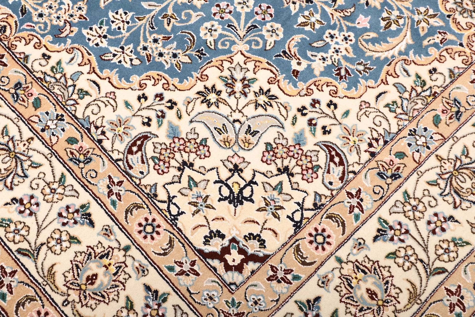 Nain Perserteppich 213 × 306 cm aus Wolle, handgeknüpft