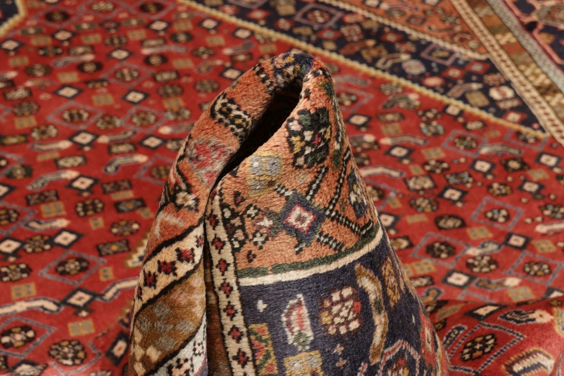 Ardebil Perserteppich aus Iran, 194 × 290 cm
