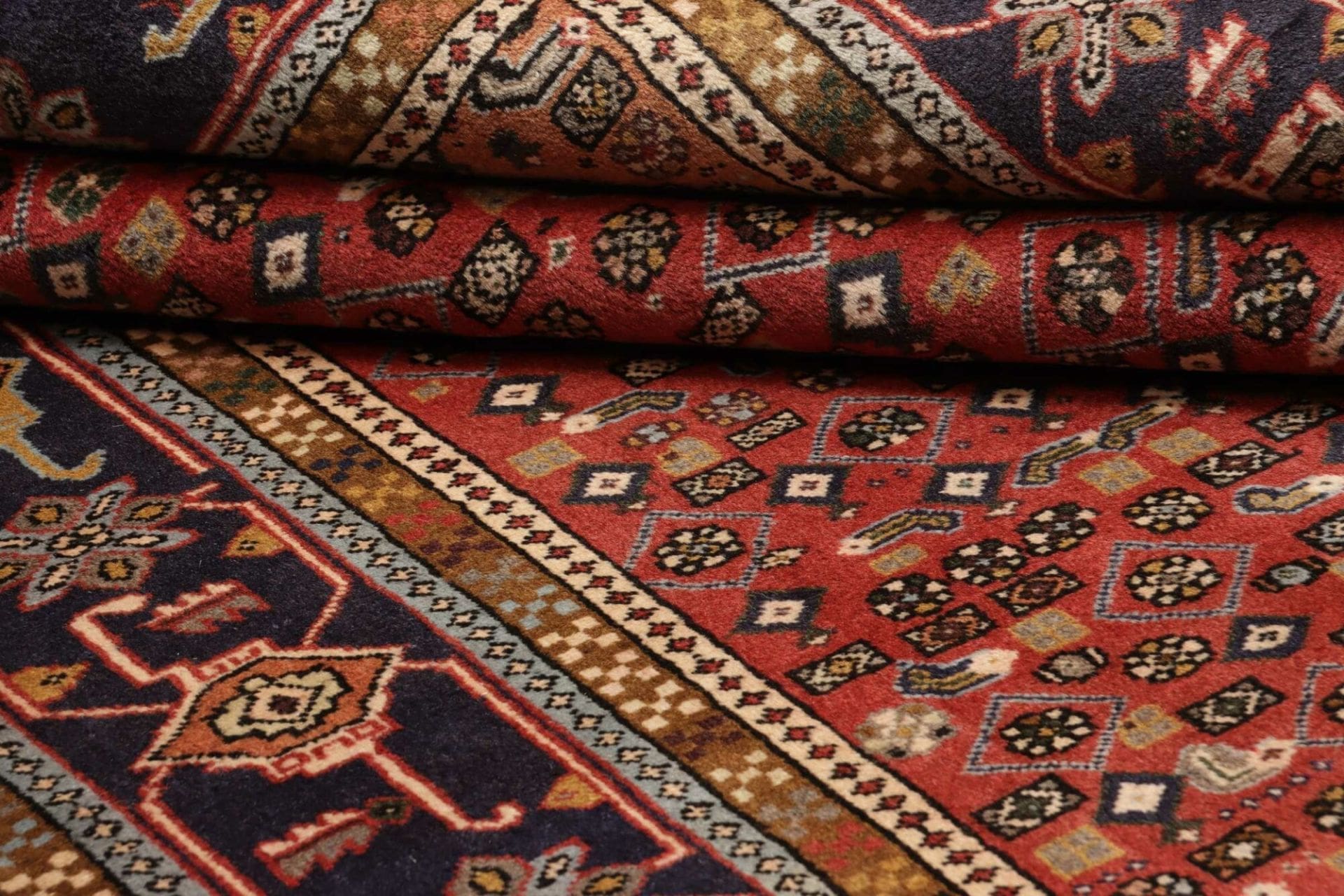 Ardebil Perserteppich aus Iran, 194 × 290 cm
