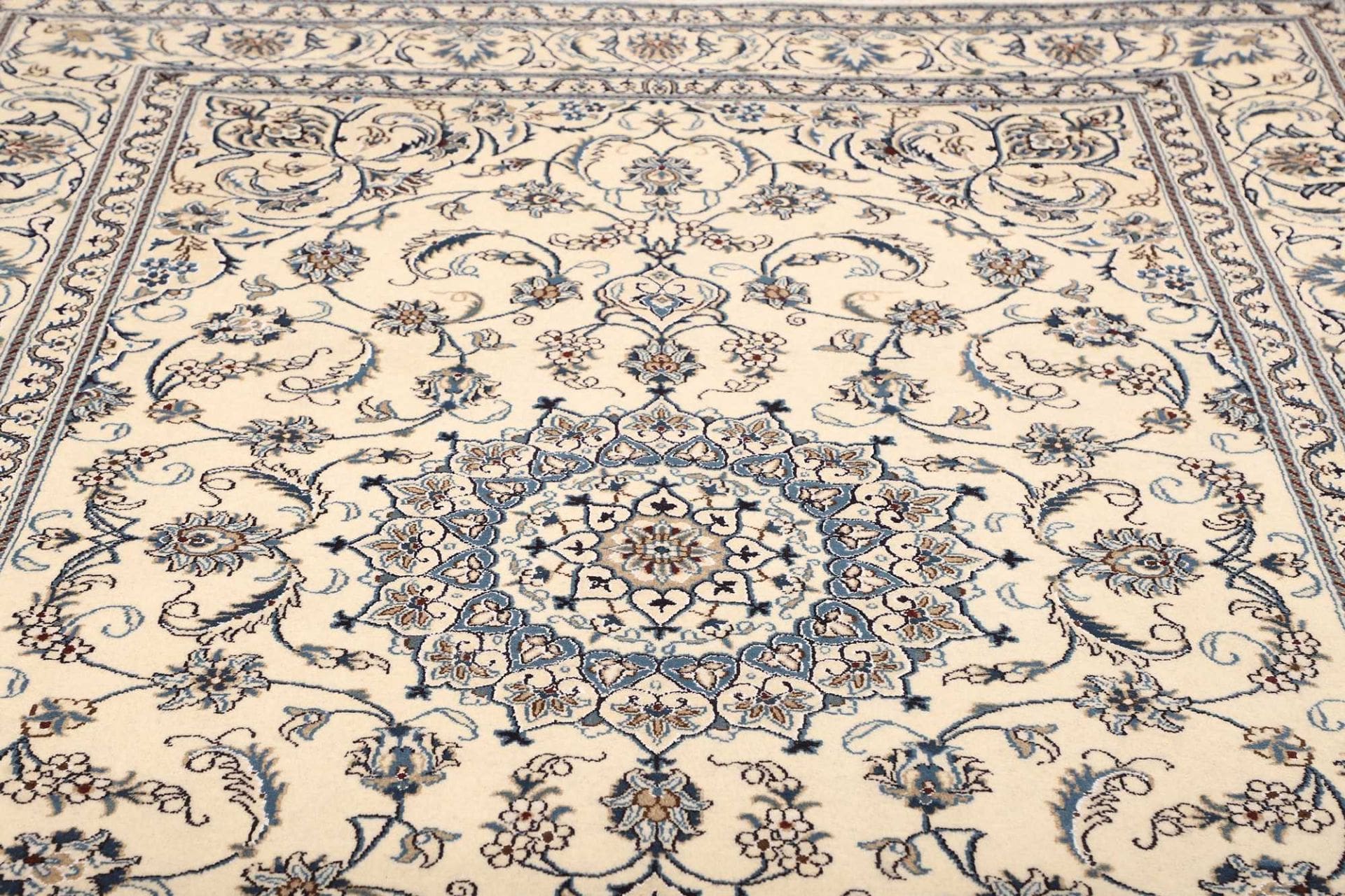 nain-teppich-208-x-294-cm-florale-muster-handgeknupft-perserteppich-6 Nain Perserteppich 208 × 294 cm aus Wolle, handgeknüpft