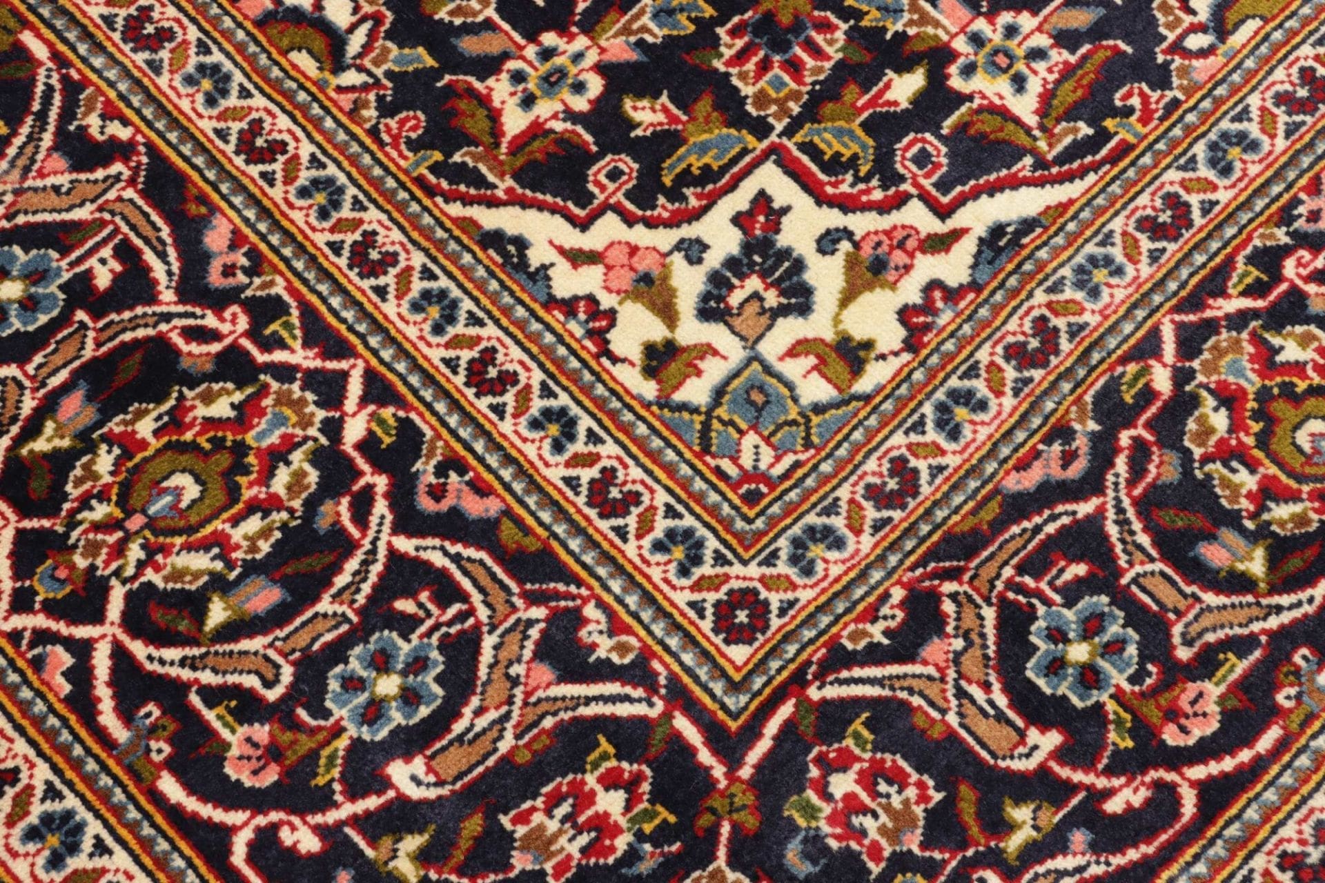 Handgeknüpfter Kashan Perserteppich 208 × 304 cm