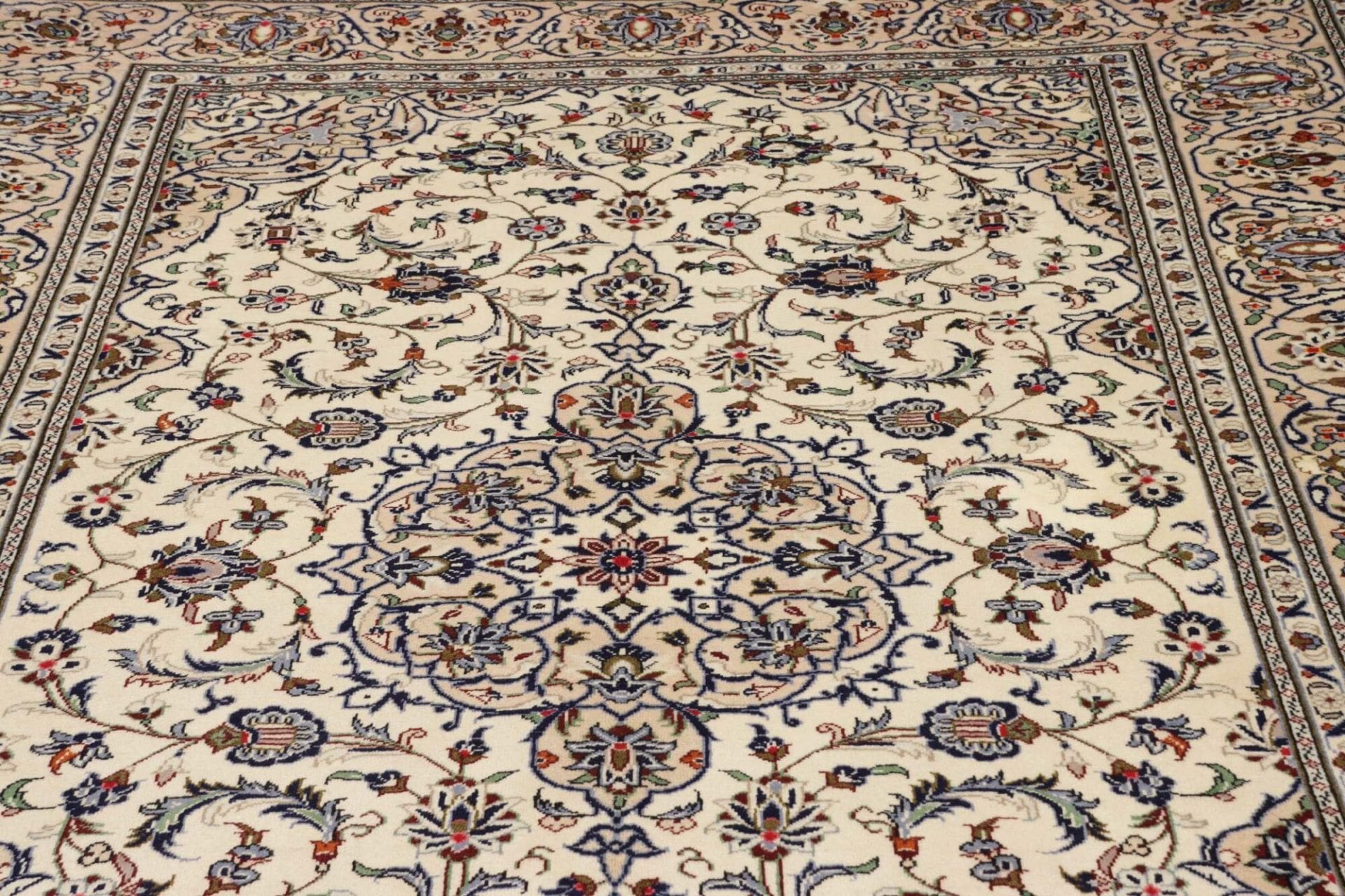 Kashan Perserteppich 206 × 315 cm aus Wolle, handgeknüpft