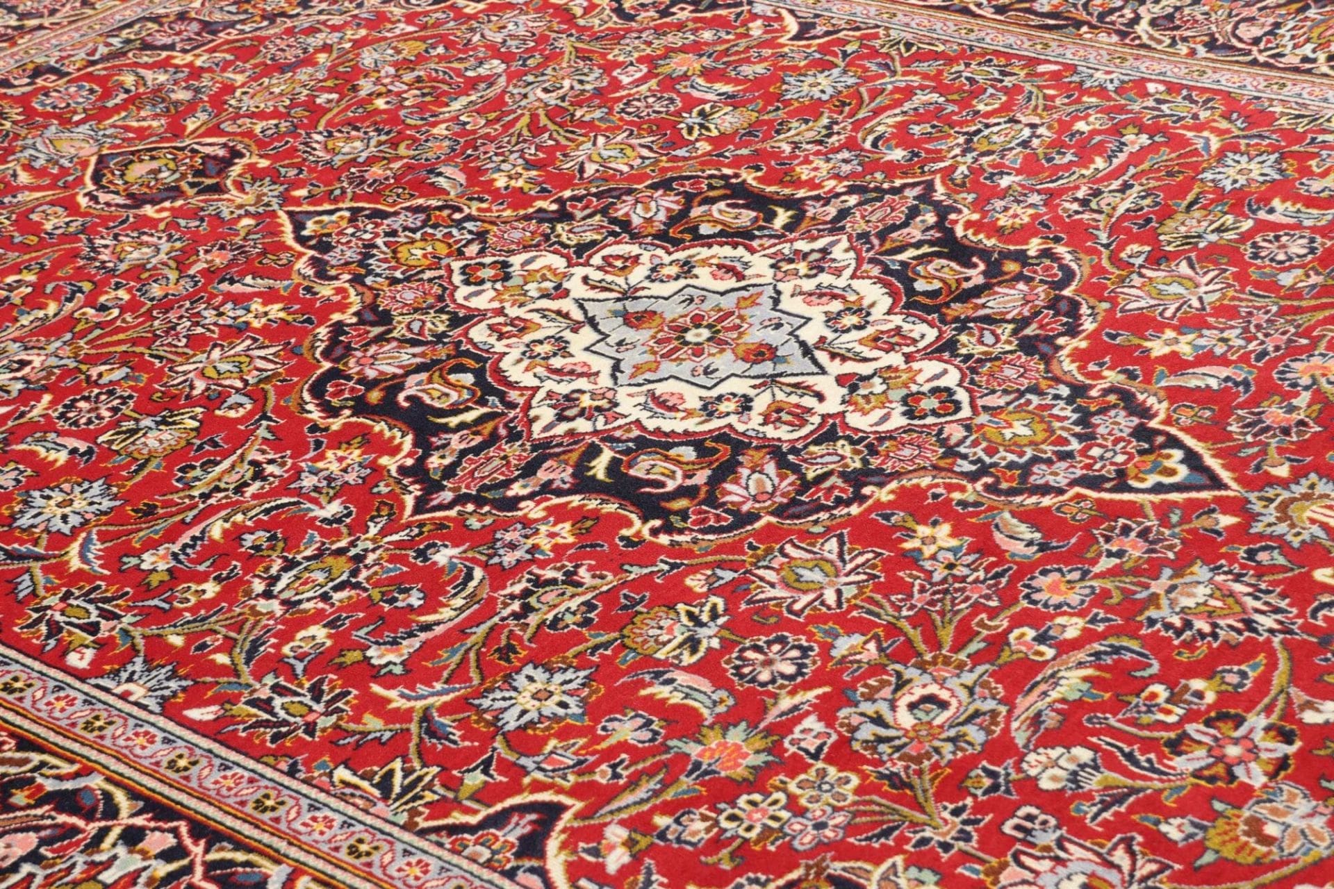 Kashan Perserteppich aus Iran, 218 × 308 cm