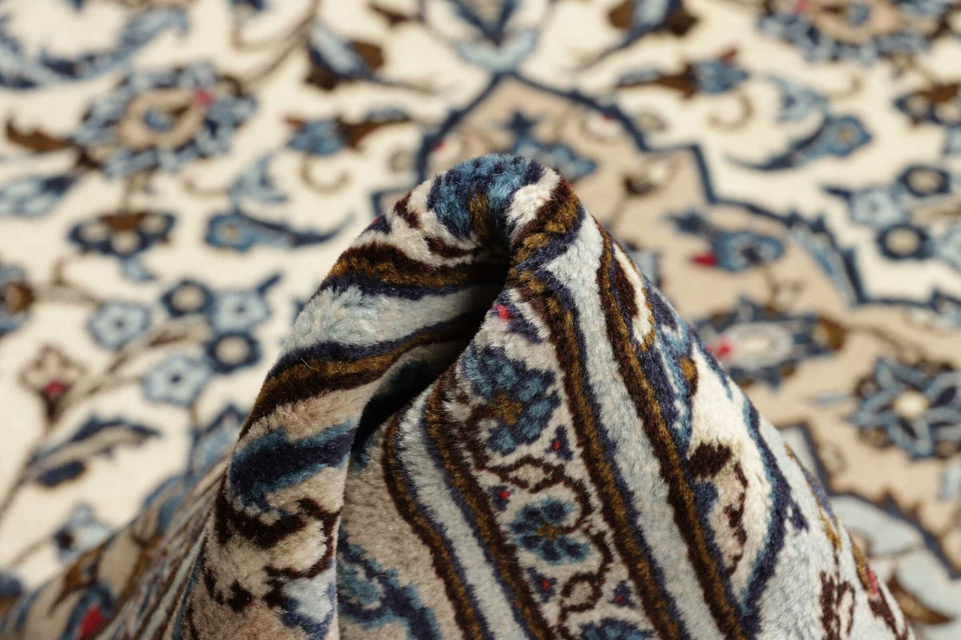 Kashan Perserteppich 199 × 293 cm aus Wolle, handgeknüpft