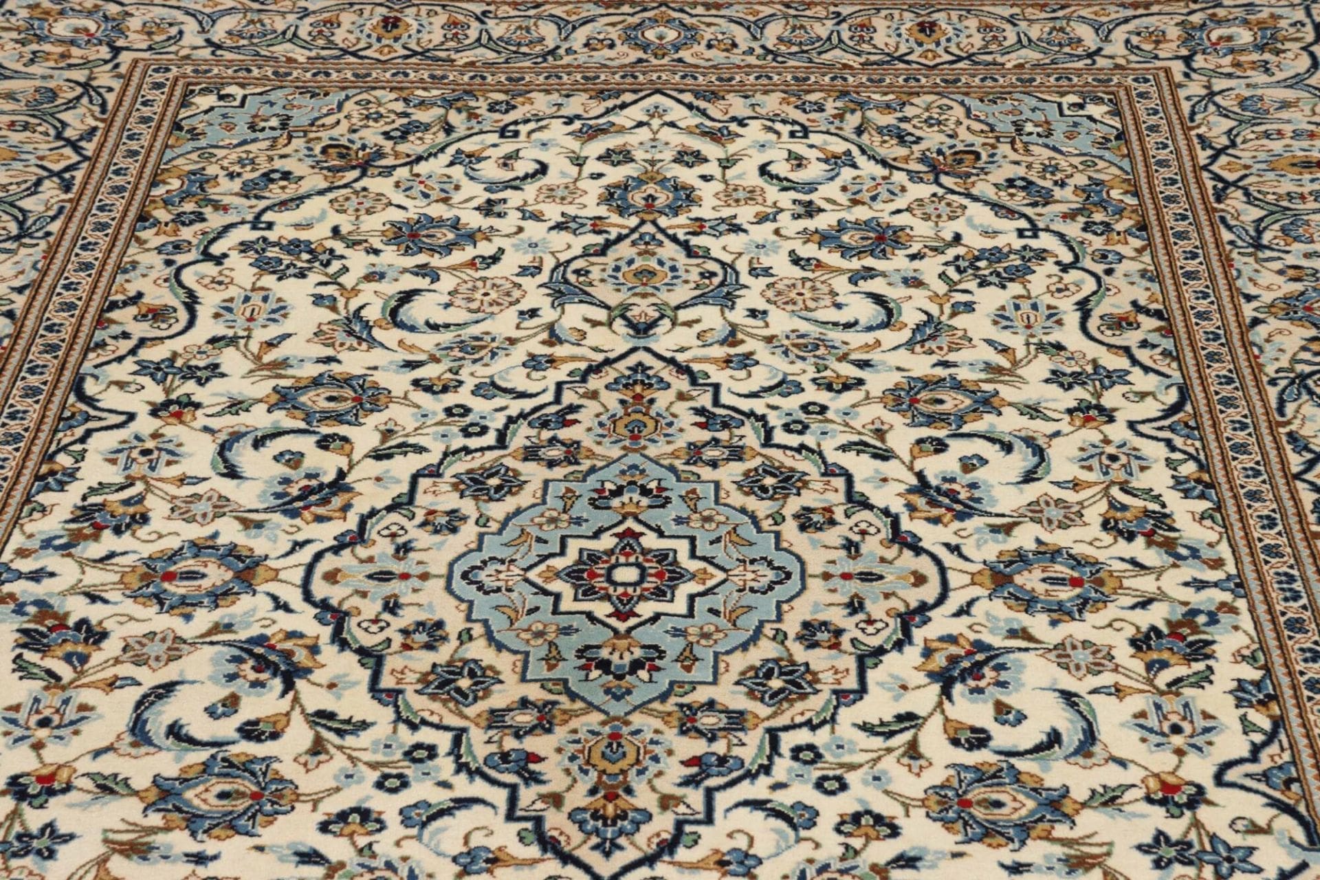 Kashan Perserteppich aus Iran, 203 × 304 cm