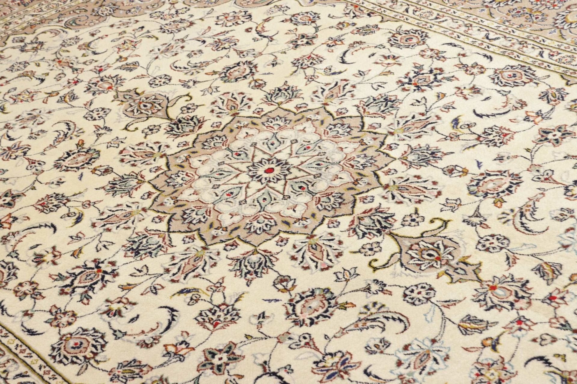 Handgeknüpfter Kashan Perserteppich, 200 × 290 cm, Wolle