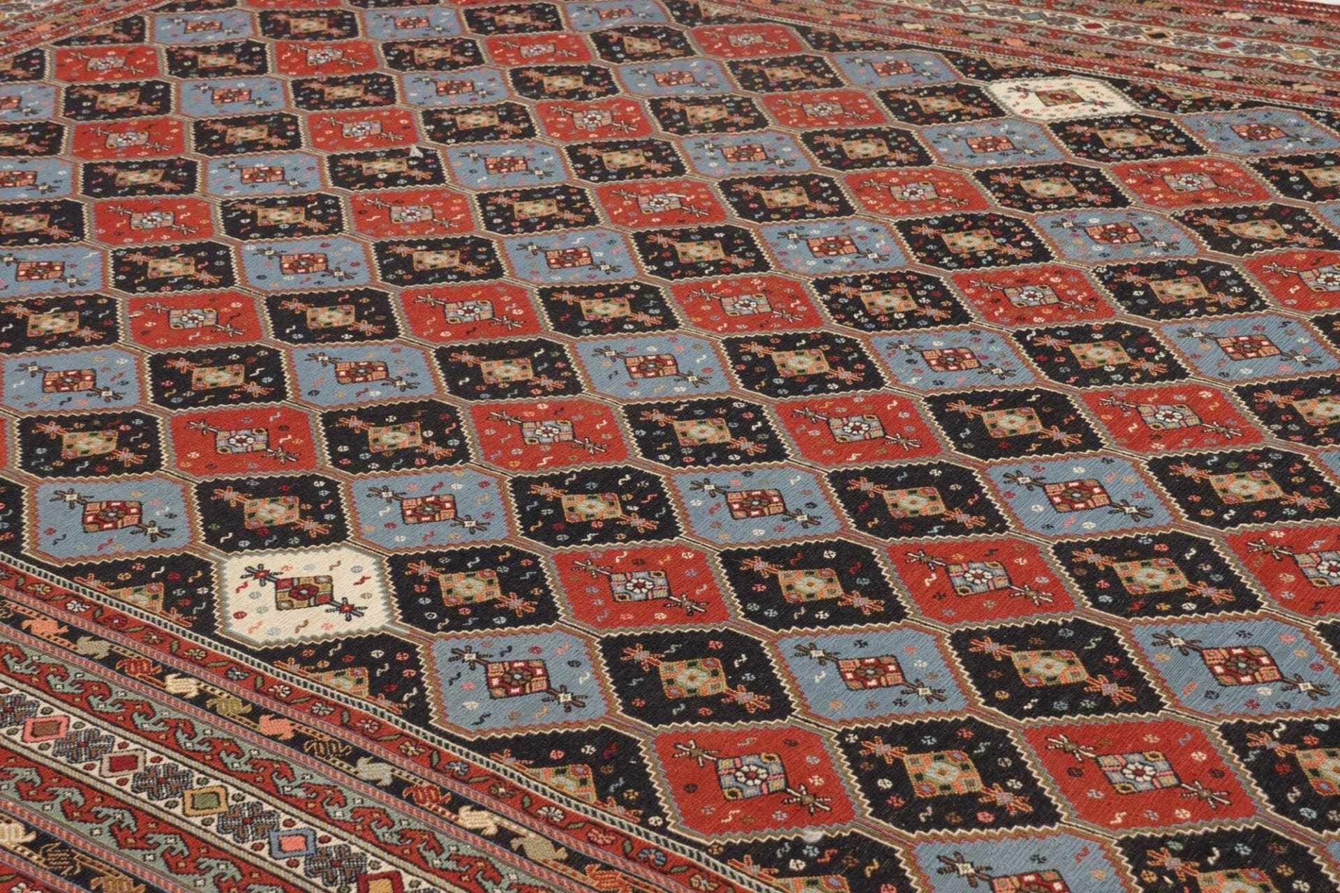 Kelim Perserteppich aus Iran, 204 × 292 cm