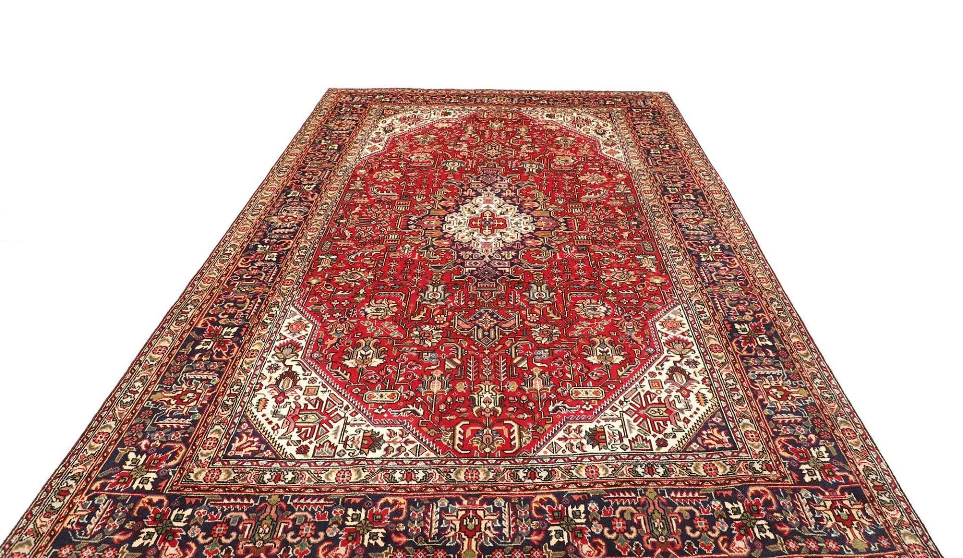 Täbriz Perserteppich aus Iran, 208 × 315 cm