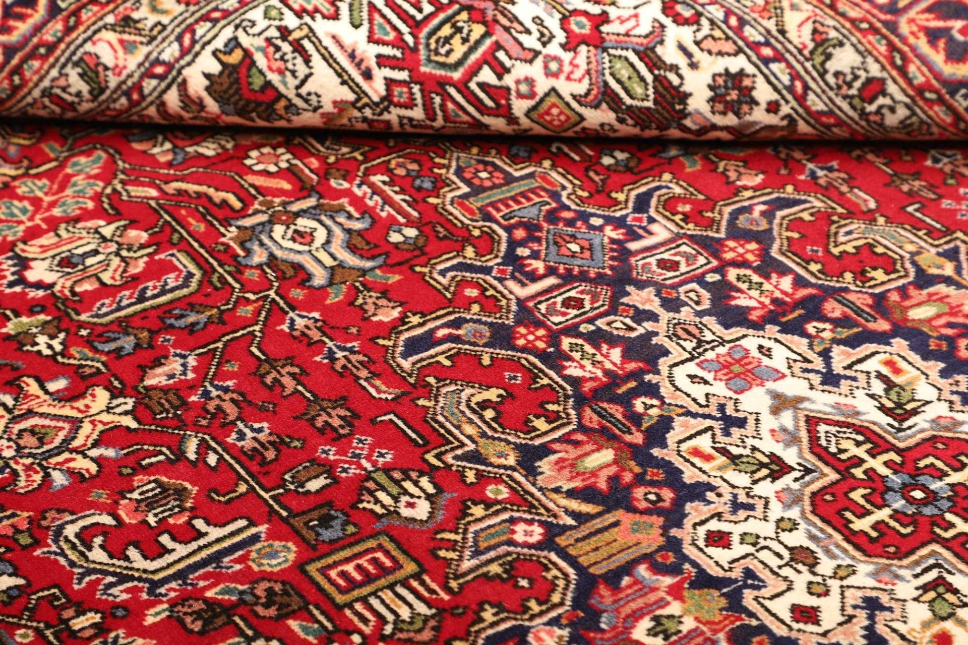 Täbriz Perserteppich aus Iran, 208 × 315 cm