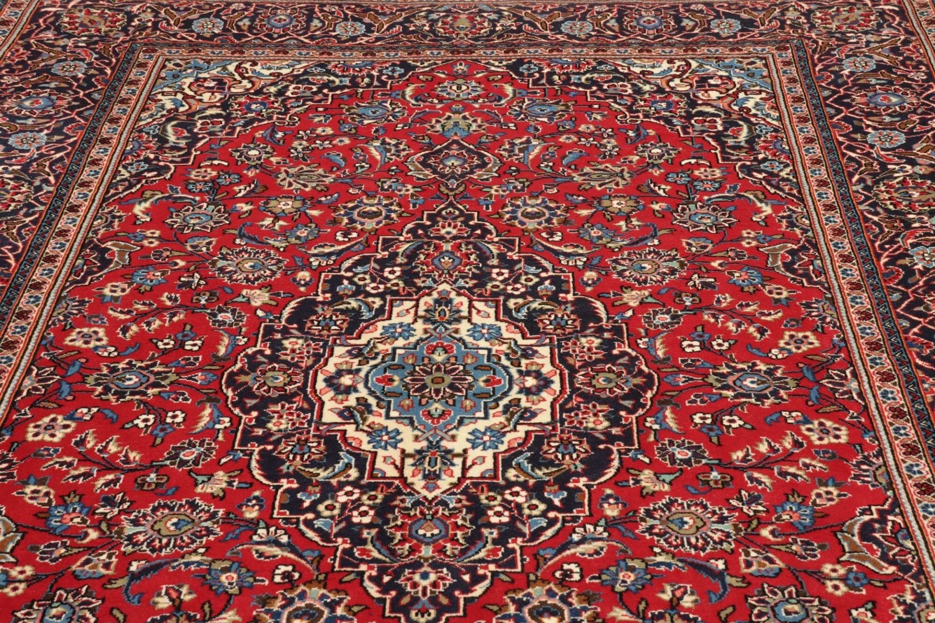Kashan Perserteppich aus Iran, 203 × 312 cm