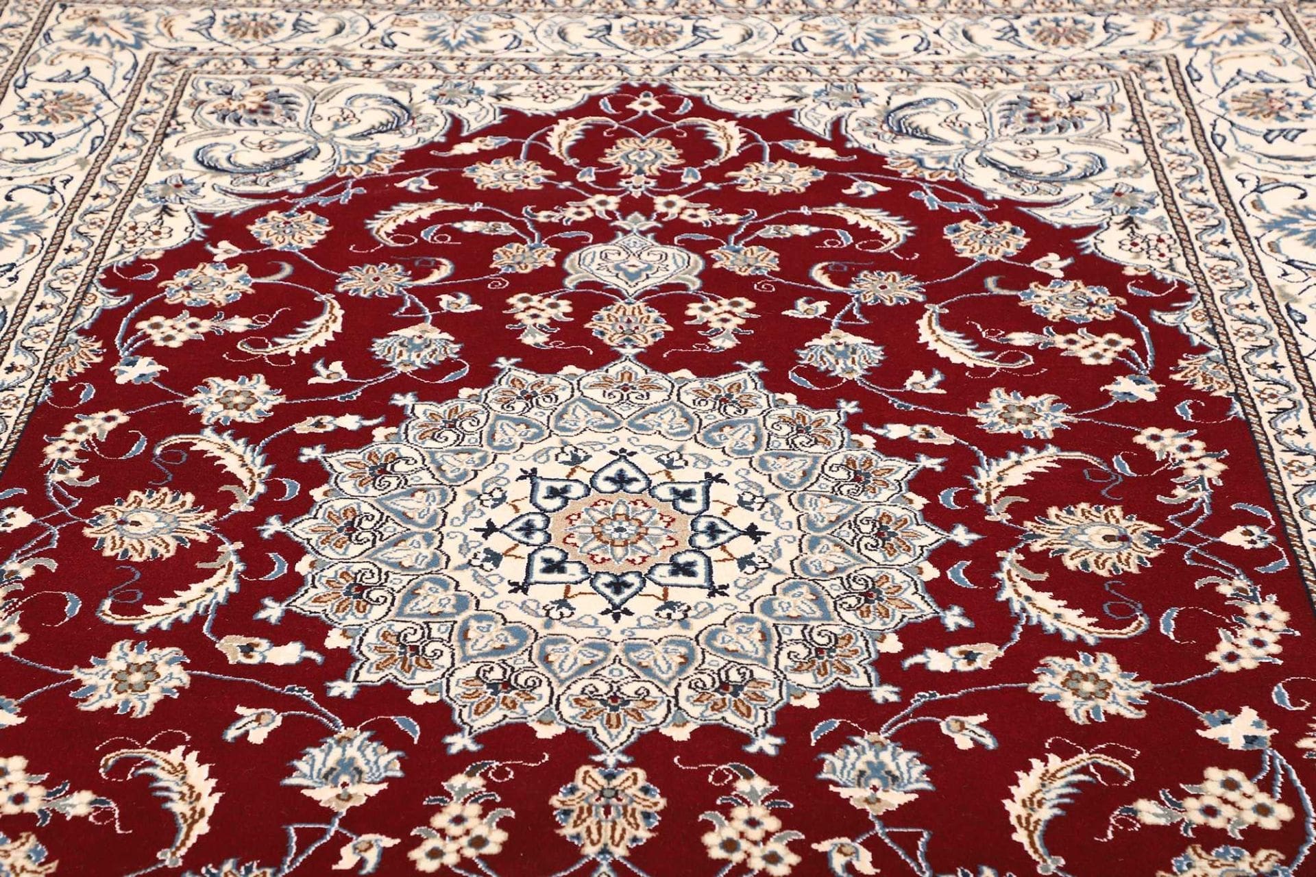 Nain Perserteppich 199 × 290 cm aus Wolle, handgeknüpft