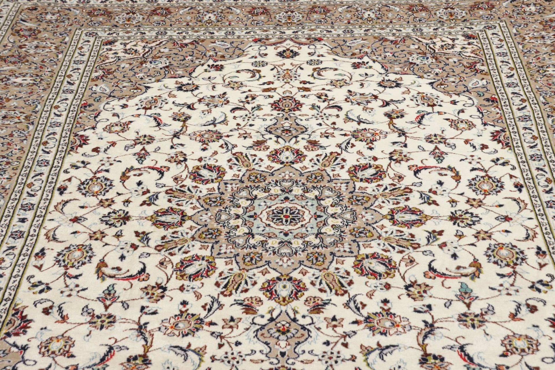 Handgeknüpfter Kashan Perserteppich 203 × 295 cm