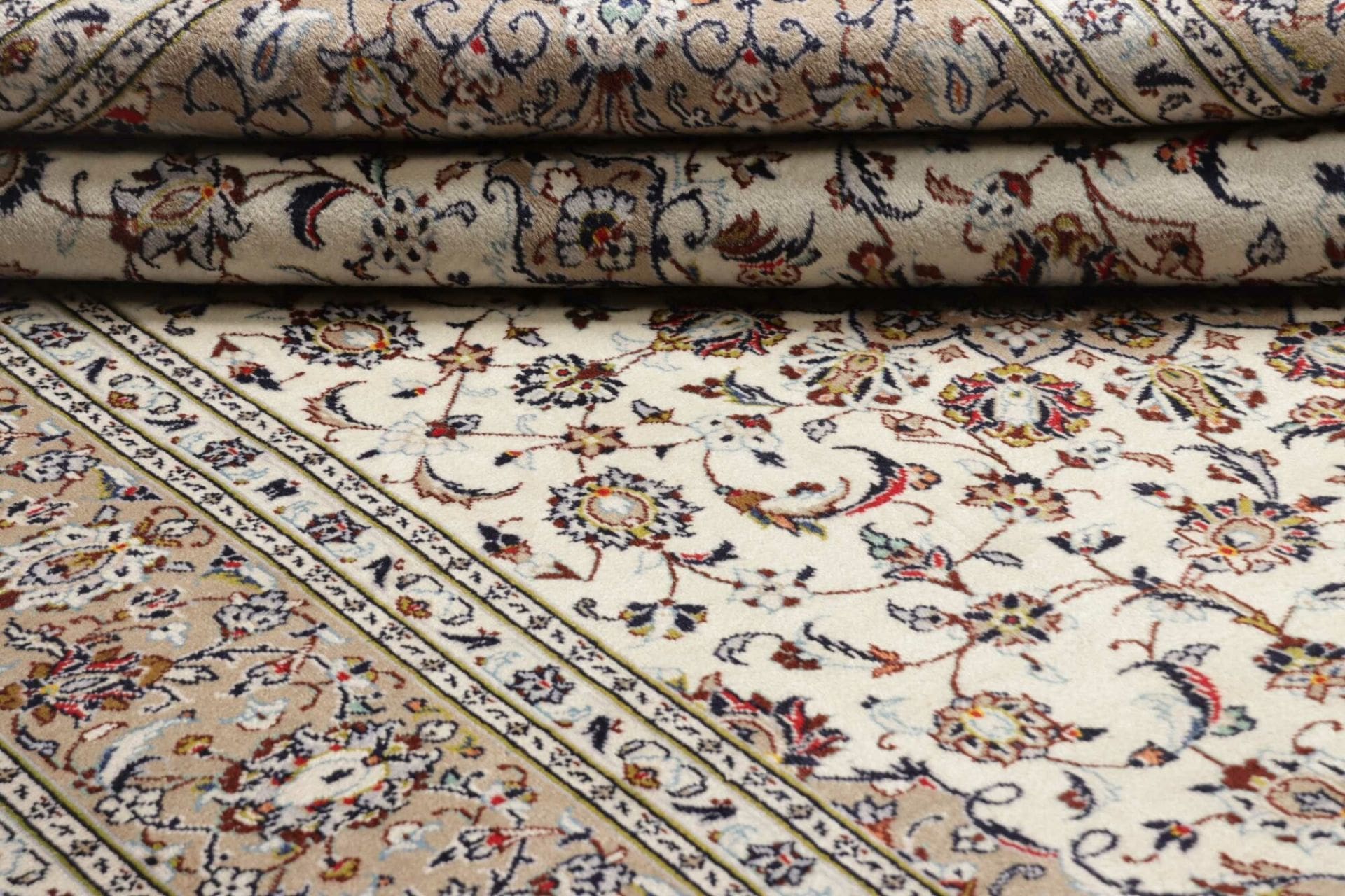 Handgeknüpfter Kashan Perserteppich 203 × 295 cm