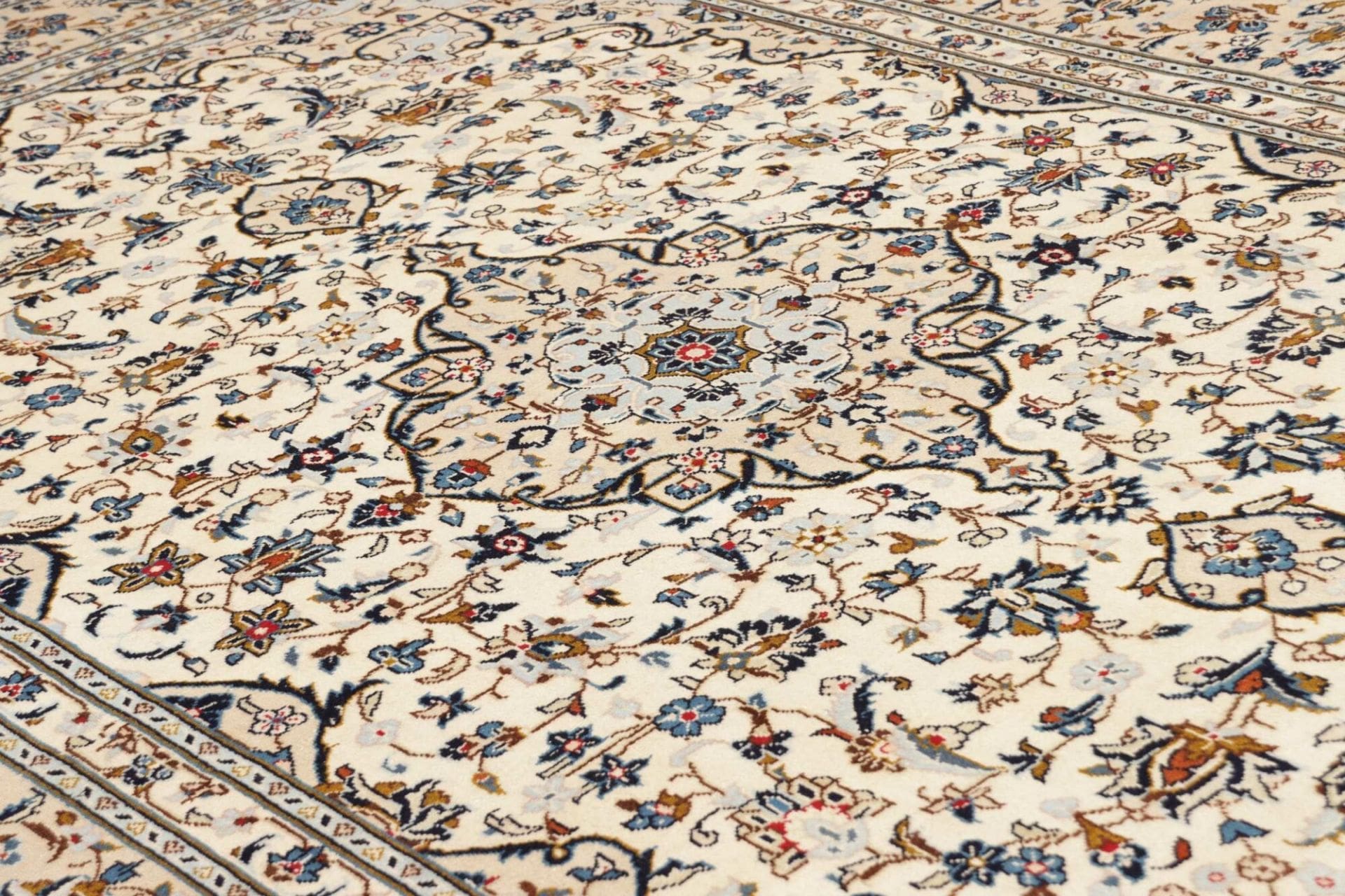 Kashan Perserteppich aus Iran, 200 × 300 cm