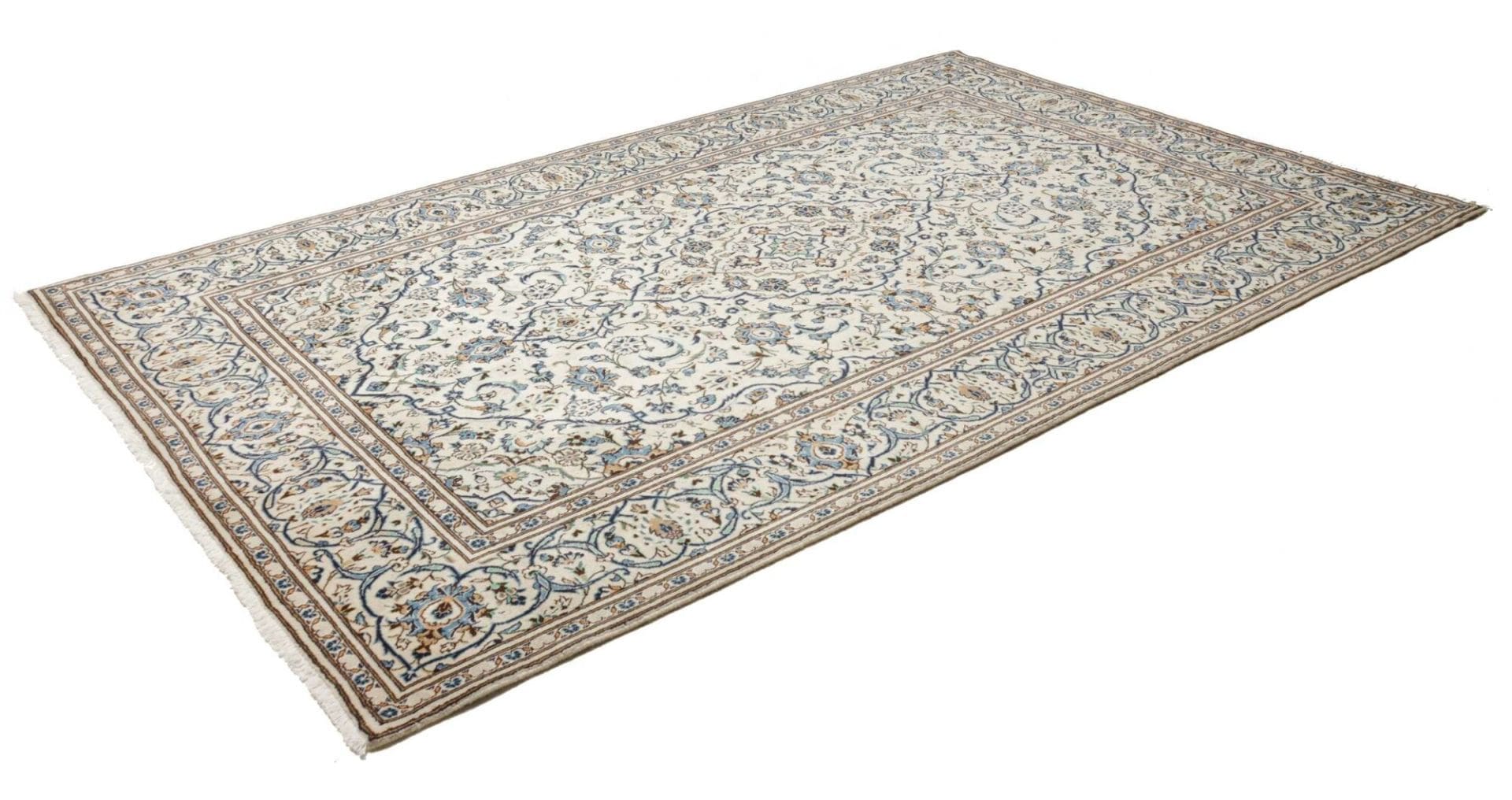 Kashan Perserteppich aus Iran, 196 × 308 cm