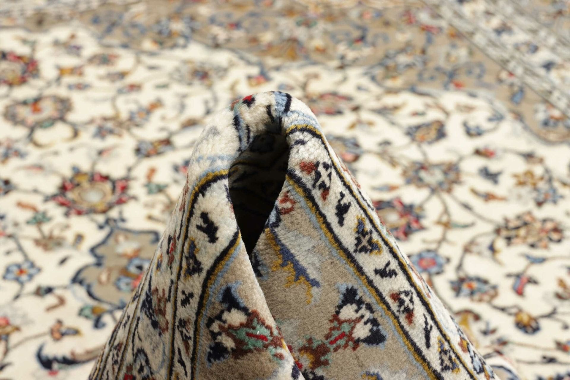 Kashan Perserteppich aus Iran, 200 × 303 cm