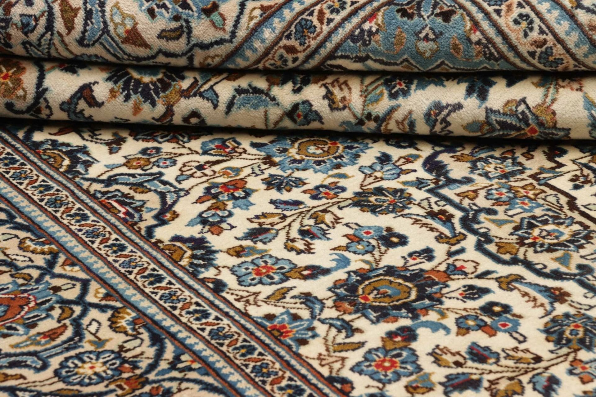 Kashan Perserteppich aus Iran, 200 × 305 cm