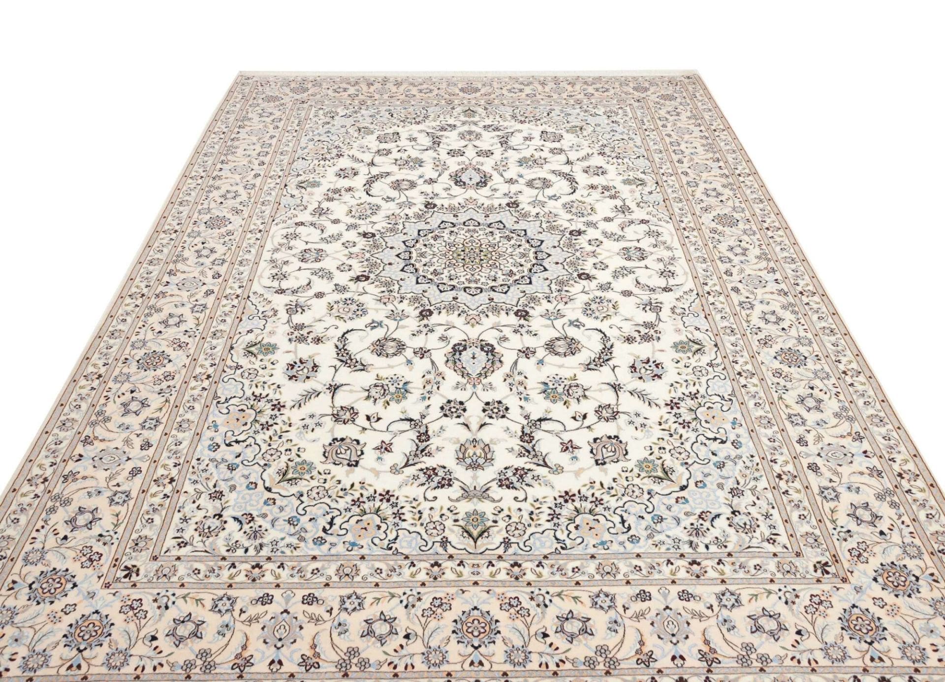 Nain Perserteppich aus Iran, 210 × 310 cm