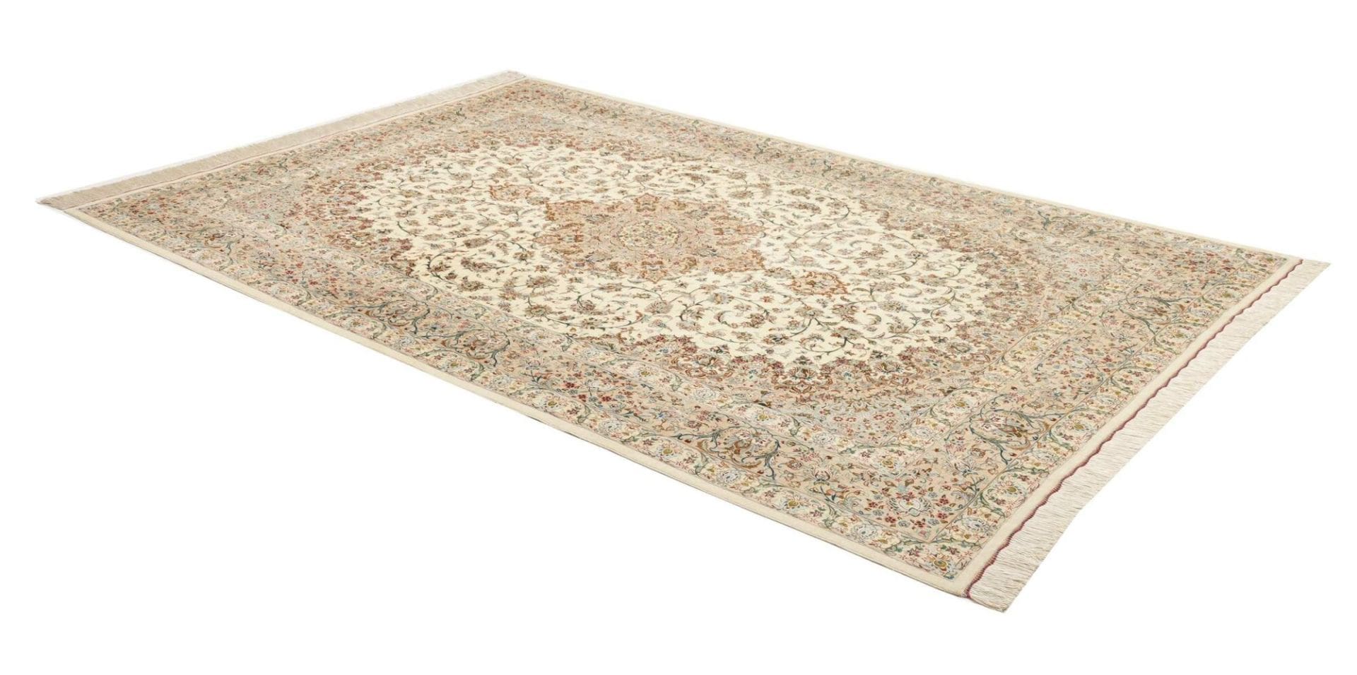 Ghom Perserteppich 196 × 298 cm aus Seide, handgeknüpft