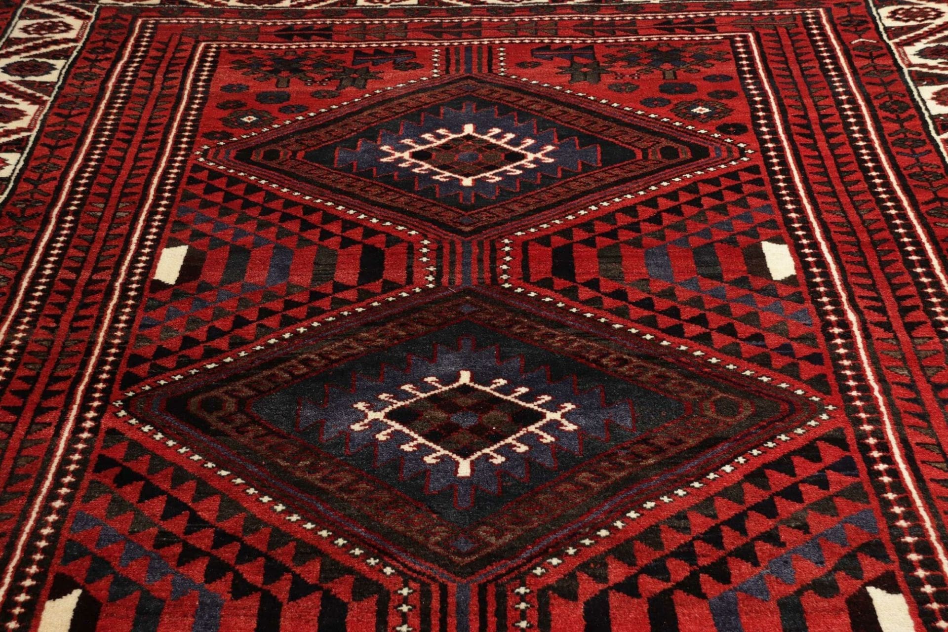 Loribaft Perserteppich aus Iran, 225 × 320 cm
