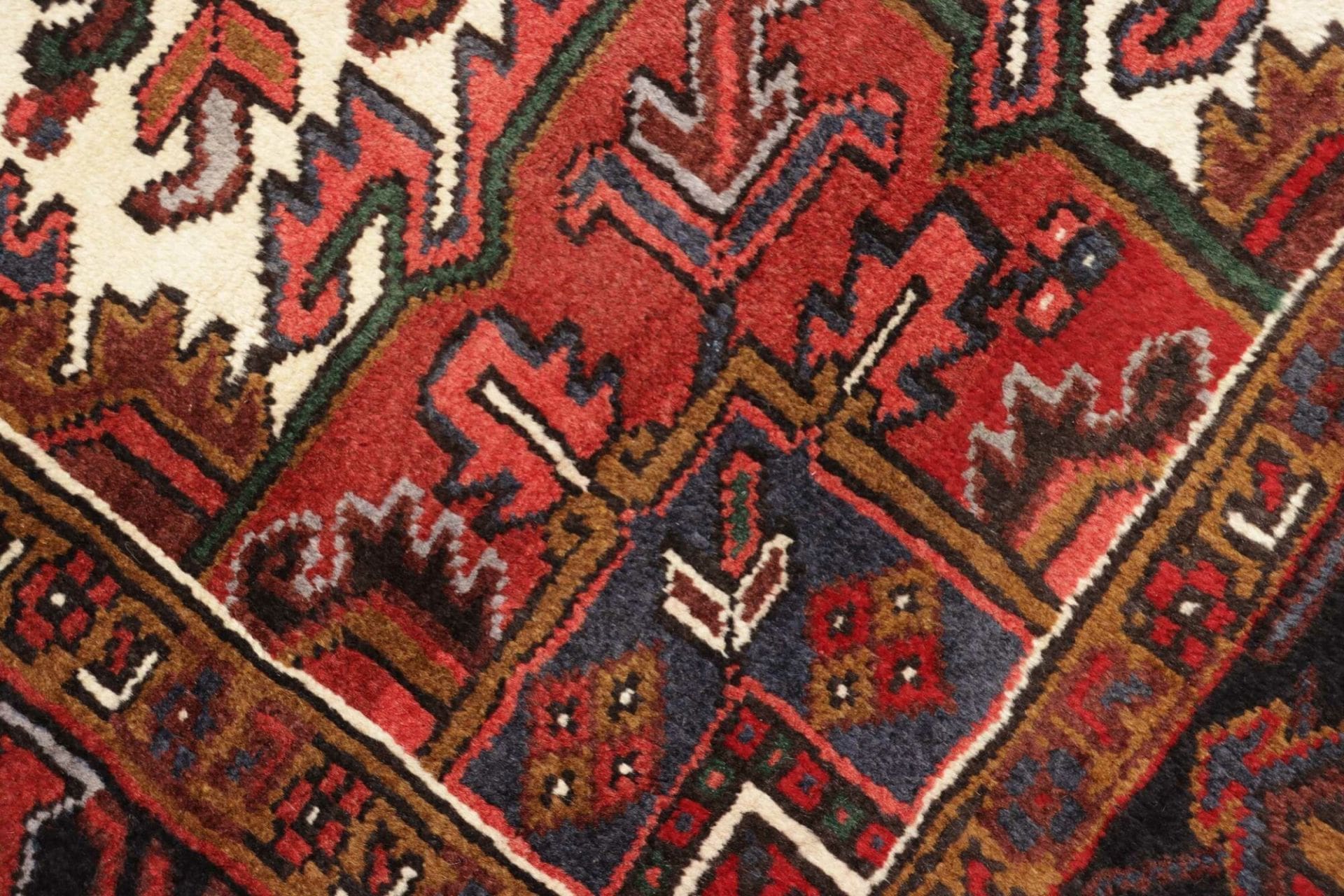 Heriz Perserteppich aus Iran, 212 × 307 cm
