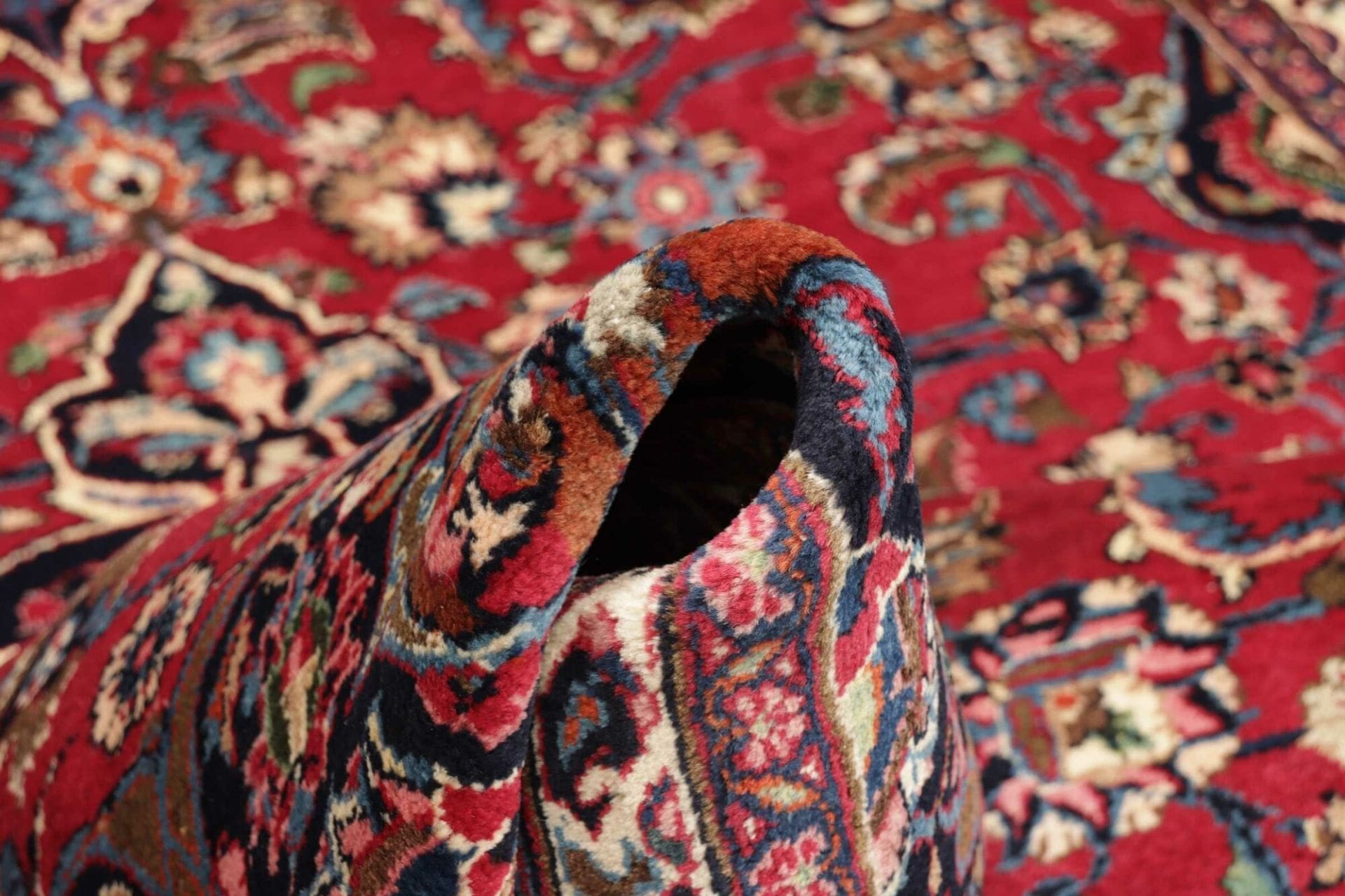 Mashhad Perserteppich aus Iran, 207 × 325 cm