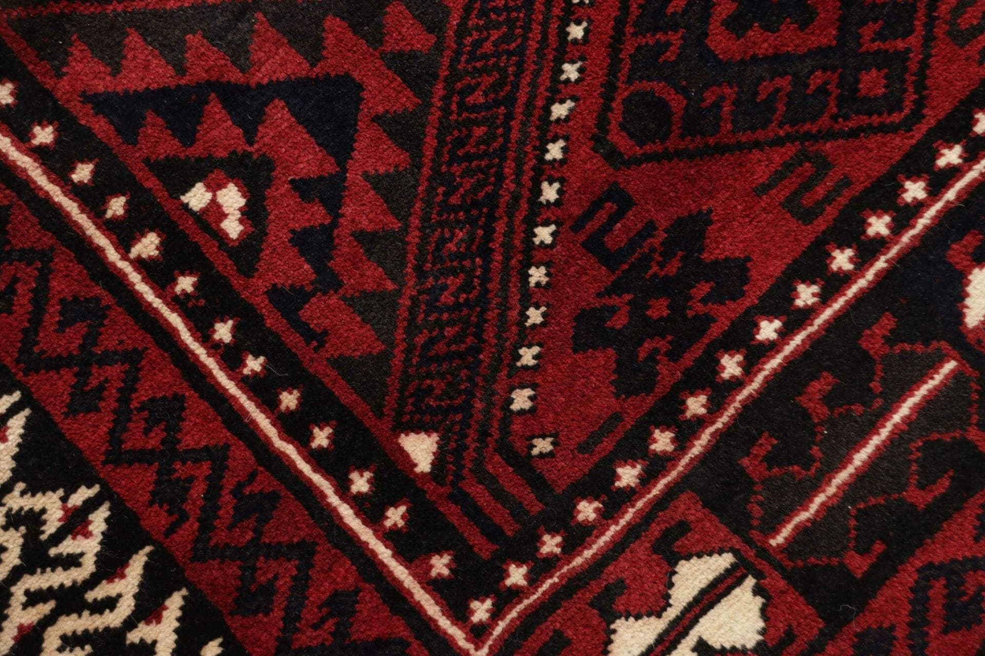 Loribaft Perserteppich aus Iran, 215 × 318 cm