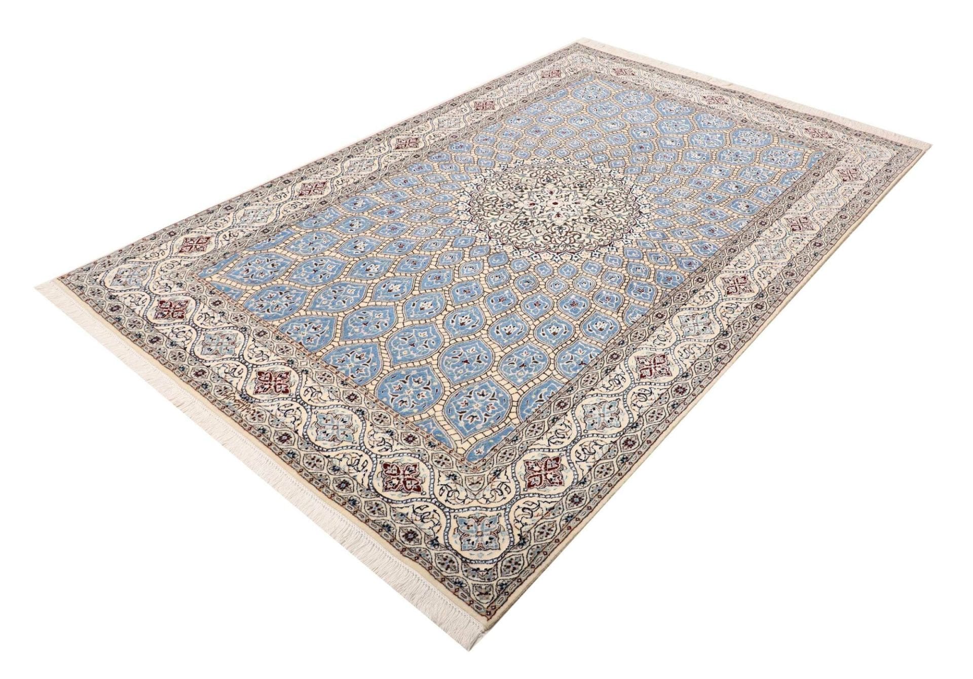 Nain Perserteppich 160 × 240 cm aus Wolle, handgeknüpft