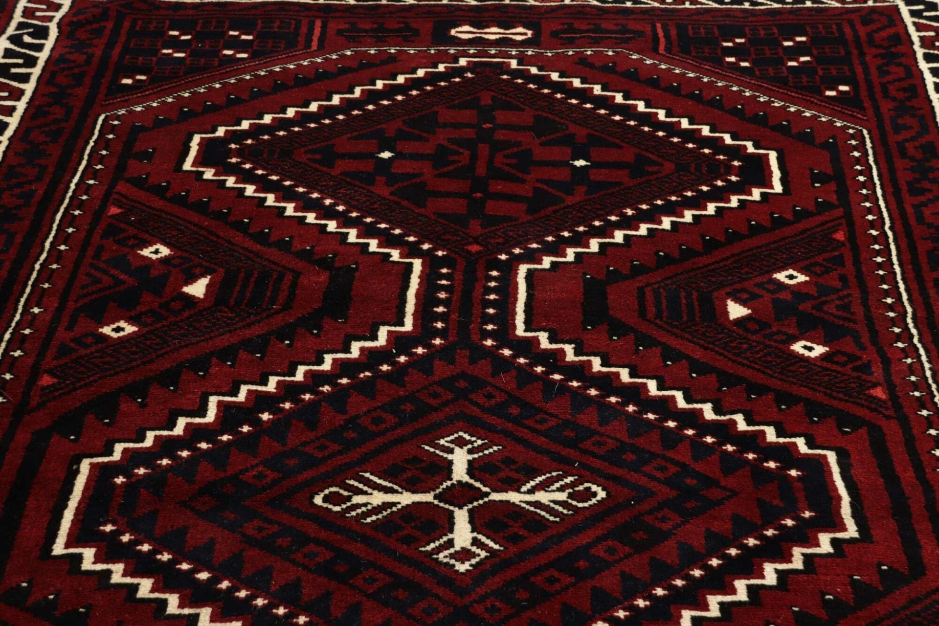 Loribaft Perserteppich aus Iran, 175 × 262 cm