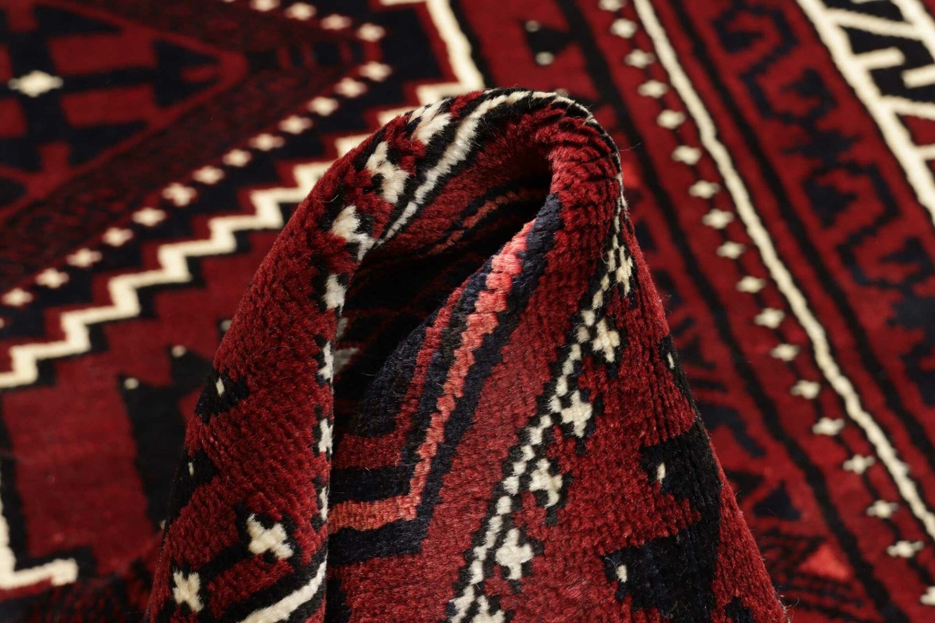 Loribaft Perserteppich aus Iran, 175 × 262 cm