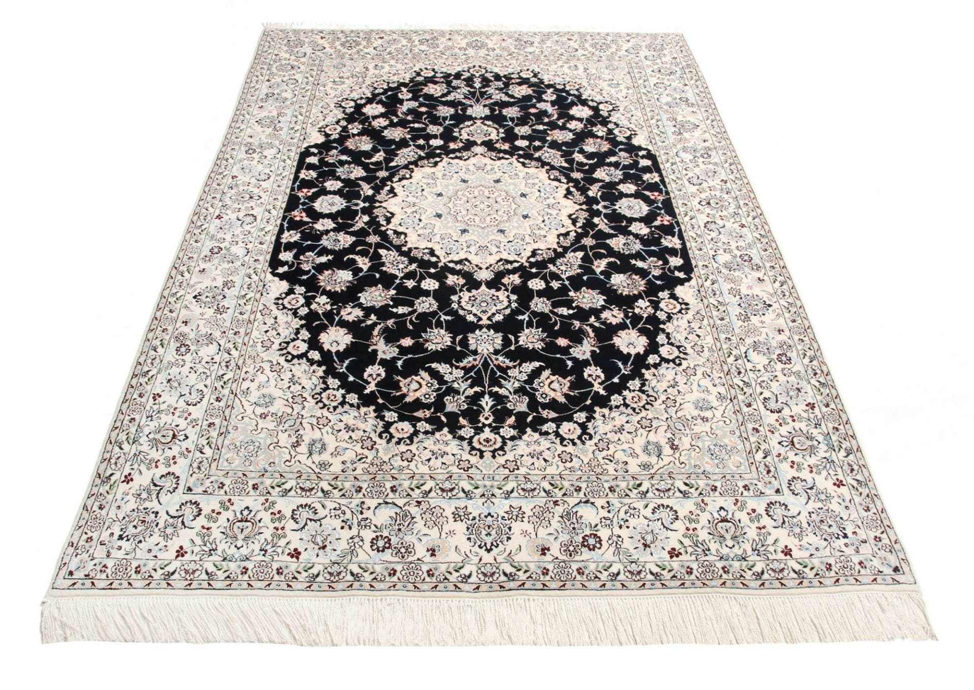 Nain Perserteppich aus Iran, 160 × 237 cm