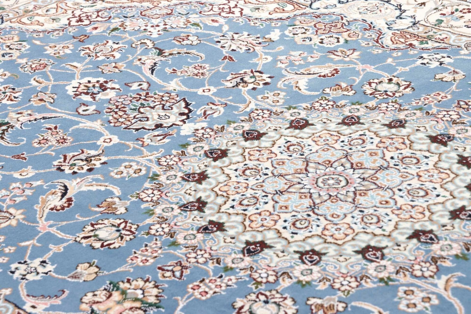 Nain Perserteppich aus Iran, 156 × 255 cm