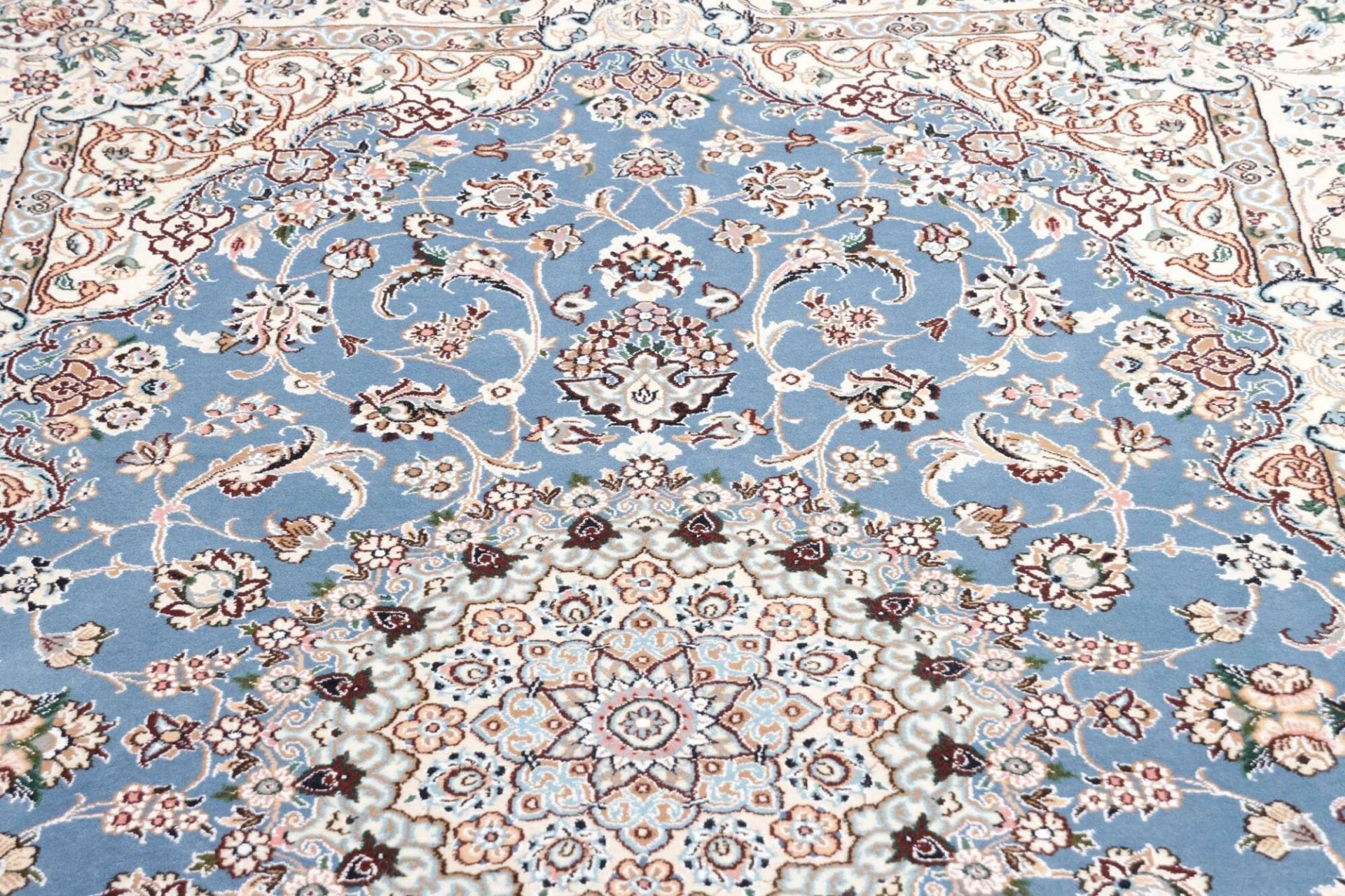 Nain Perserteppich aus Iran, 156 × 255 cm