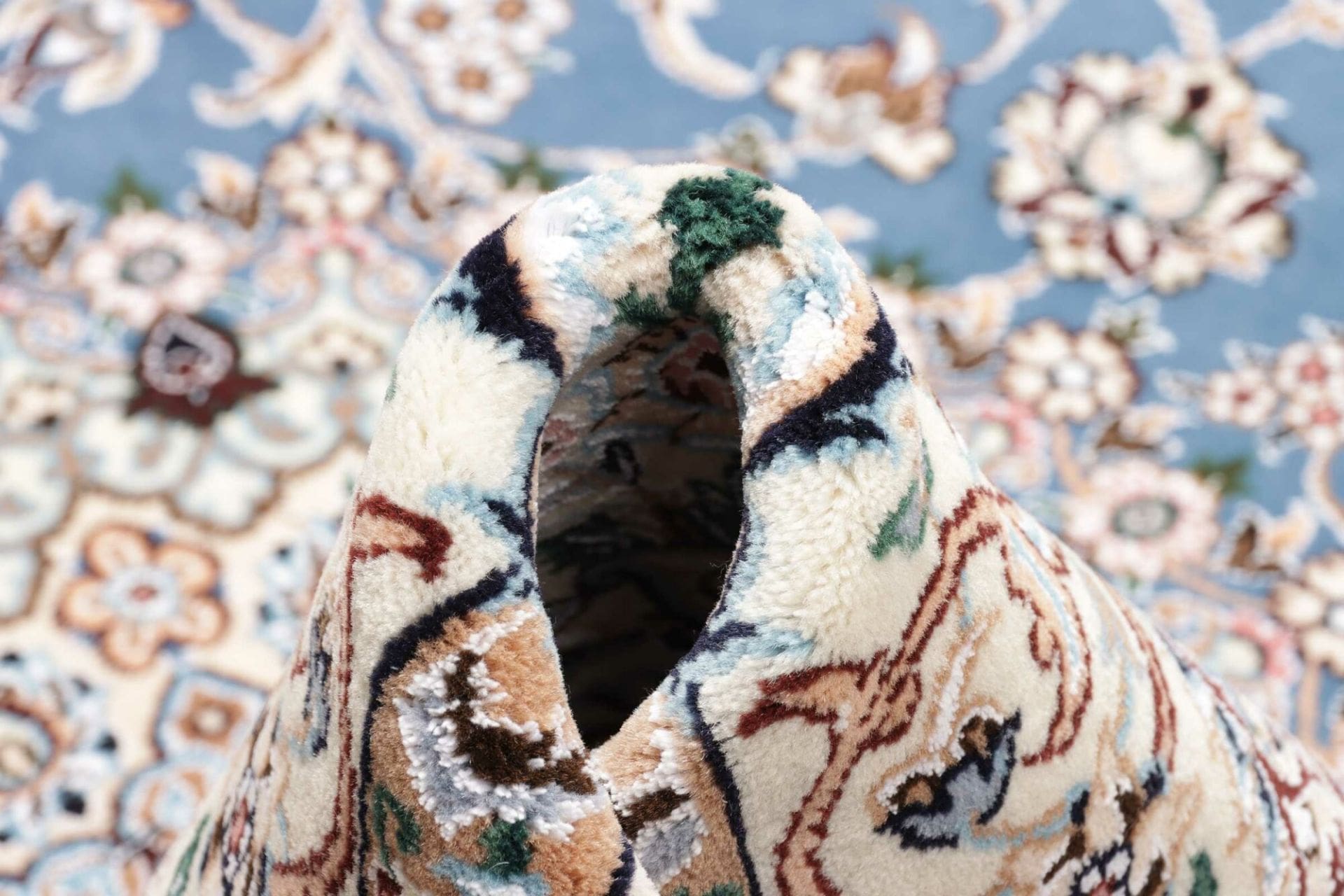 Nain Perserteppich aus Iran, 156 × 255 cm