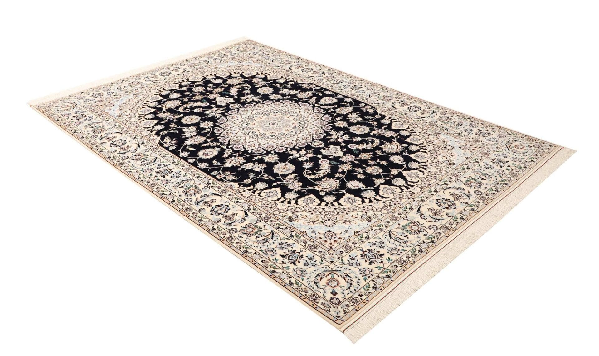 Nain Perserteppich aus Iran, 161 × 231 cm