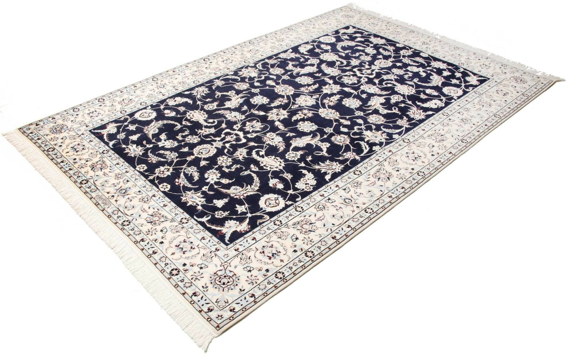 Handgeknüpfter Nain Perserteppich 162 × 247 cm