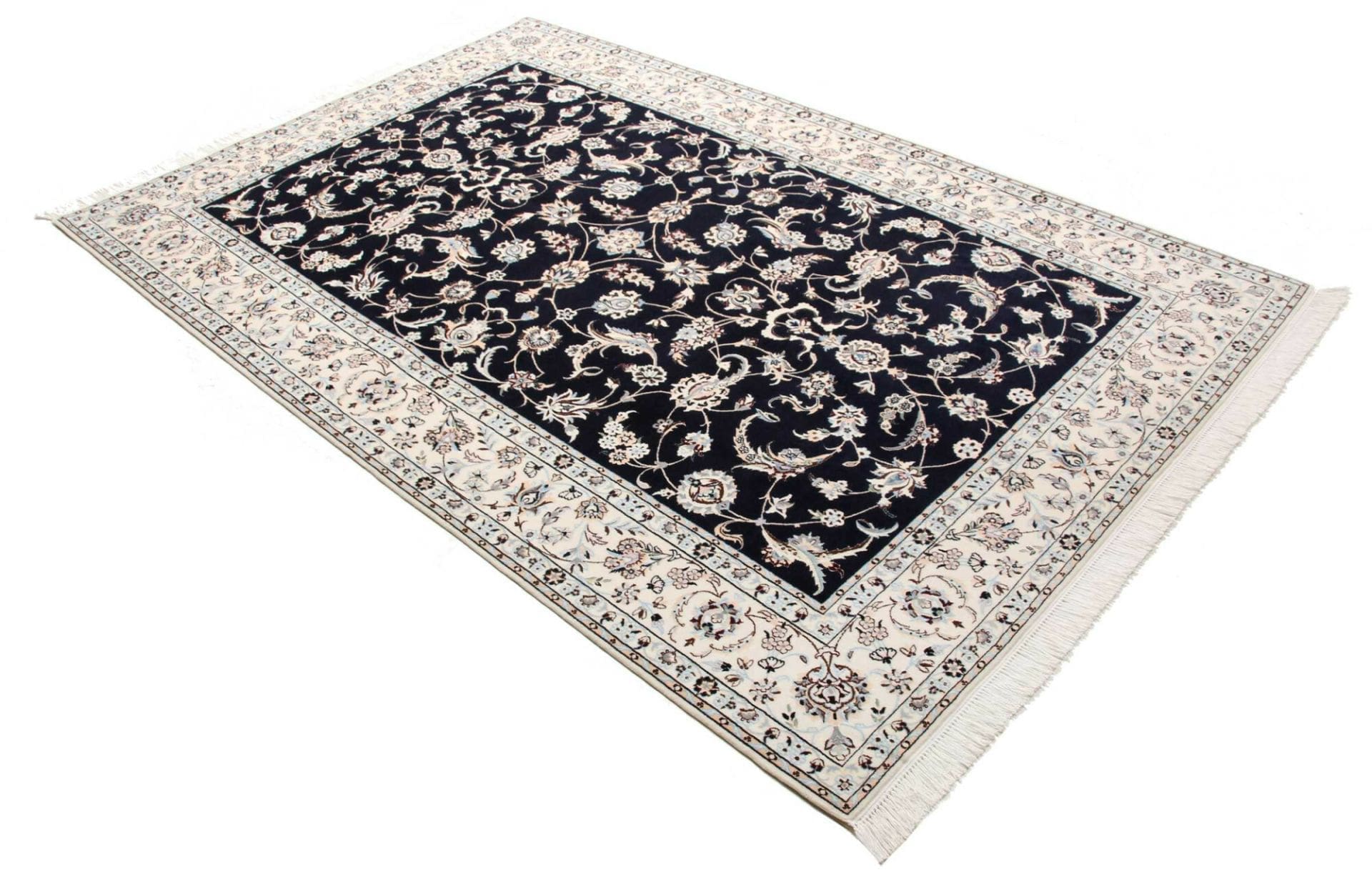 Handgeknüpfter Nain Perserteppich 162 × 247 cm